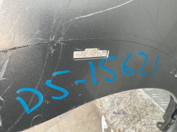 Bumper Toyota Yaris Cross 20-25 pdc 52119-0DC20 Voorbumper D5-15621z