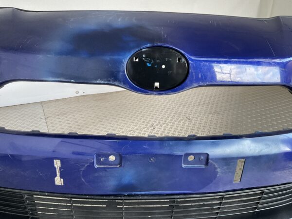 Bumper Toyota Yaris Cross 20-25 pdc 52119-0DC20 Voorbumper D5-15616z