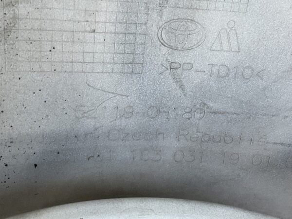 Bumper Toyota Aygo Facelift 17-21 52119-0H180 Voorbumper D3-15623z