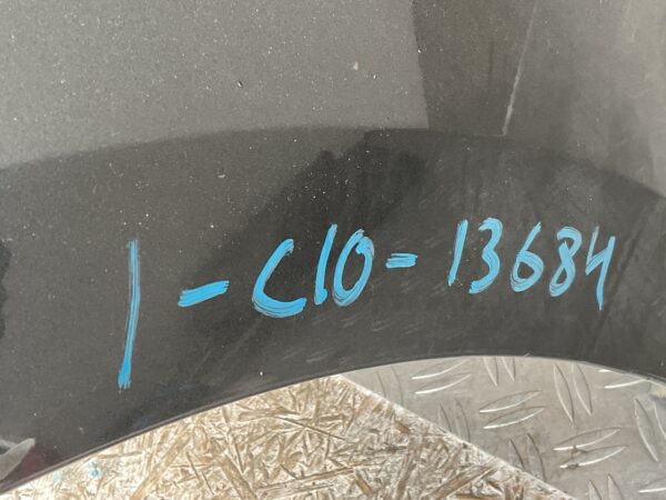 Bumper Volkswagen Sharan 7N MK2 kls 4xpdc 7N0807221A Voorbumper C10-13684z