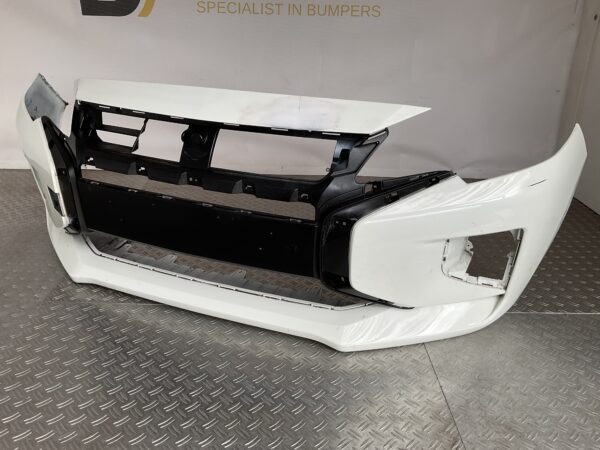 Bumper Mitsubishi Spacestar 3 III 20-23 6400J973zz Voorbumper B4-15681z