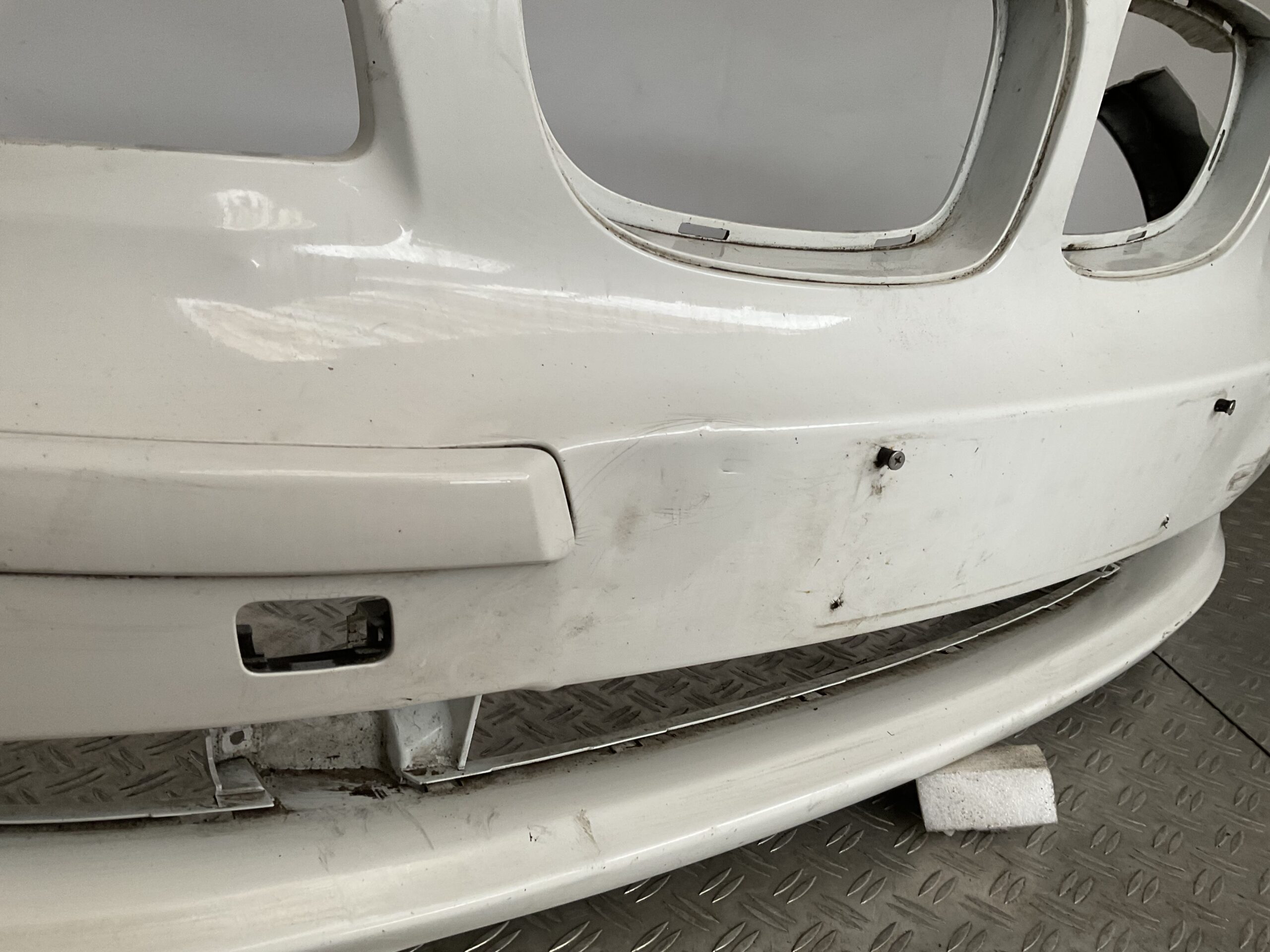 Bumper BMW 1 Serie E81 E87 Facelift LCI 07-11 7166462 Voorbumper K7-15970z