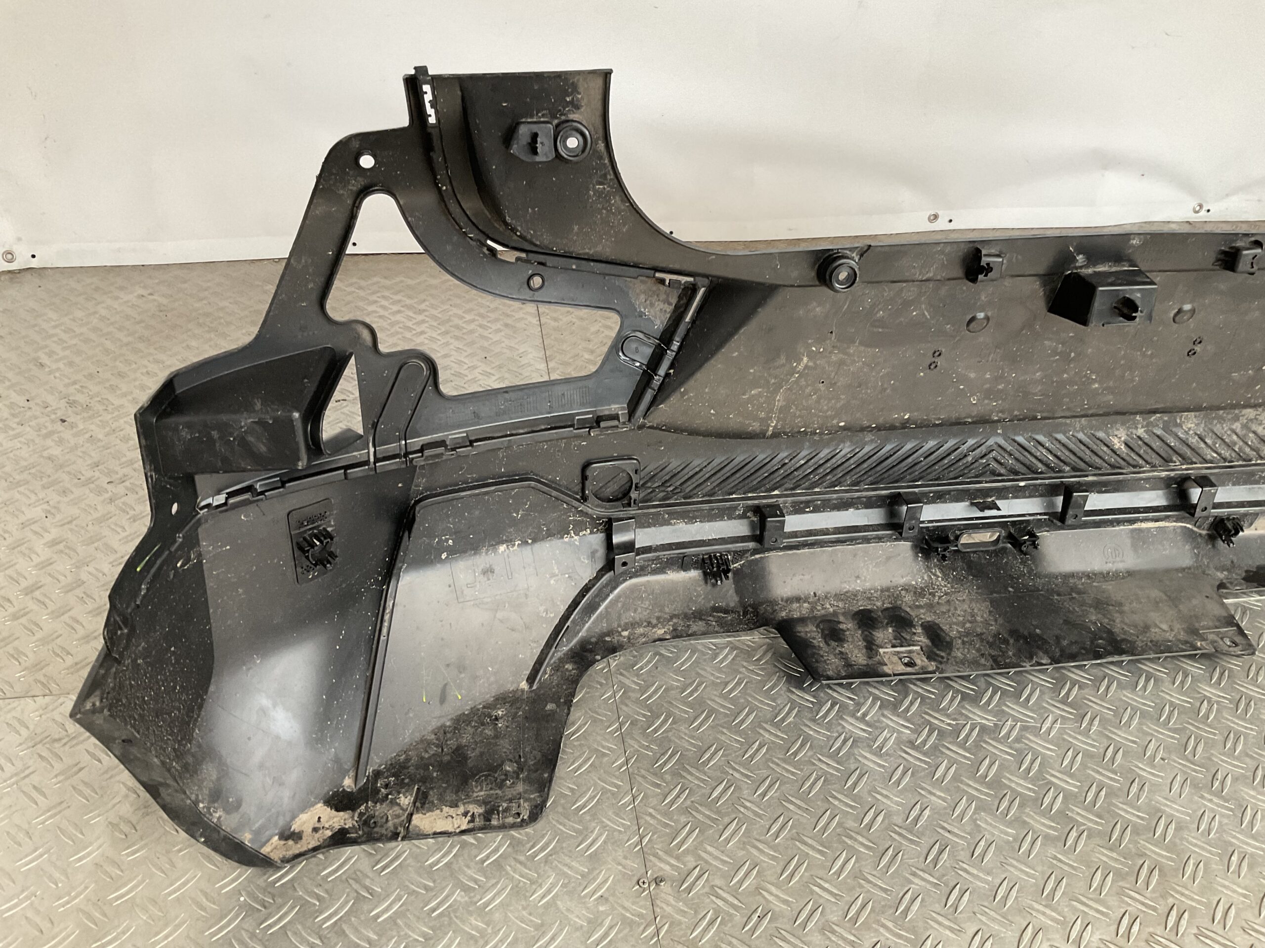 Bumper Citroen C3 IV 24- 9856689780 Achterbumper F6-15950z