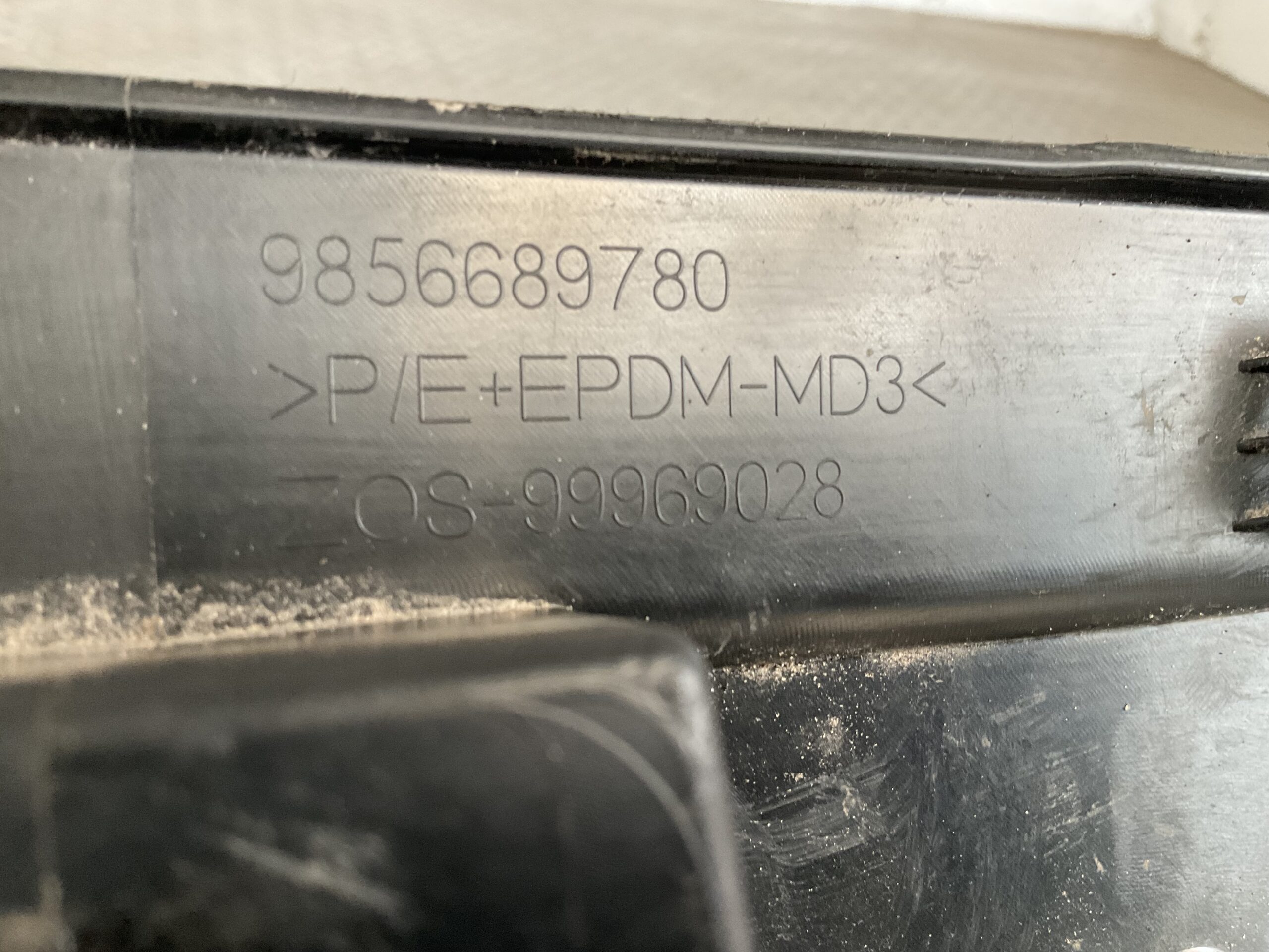 Bumper Citroen C3 IV 24- 9856689780 Achterbumper F6-15950z