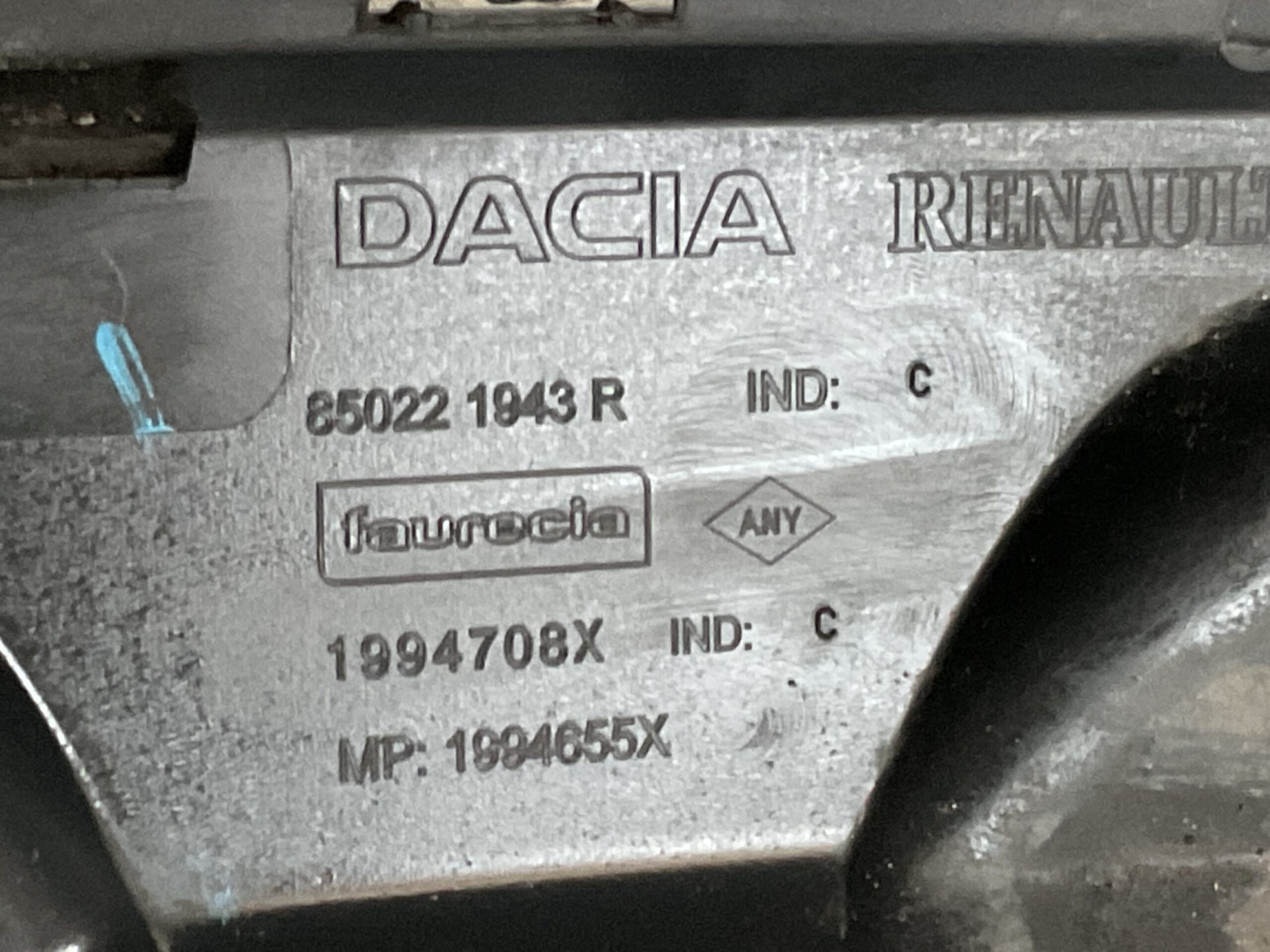 Bumper Dacia Logan 2 II Stepway 850221943r Achterbumper F6-15936z