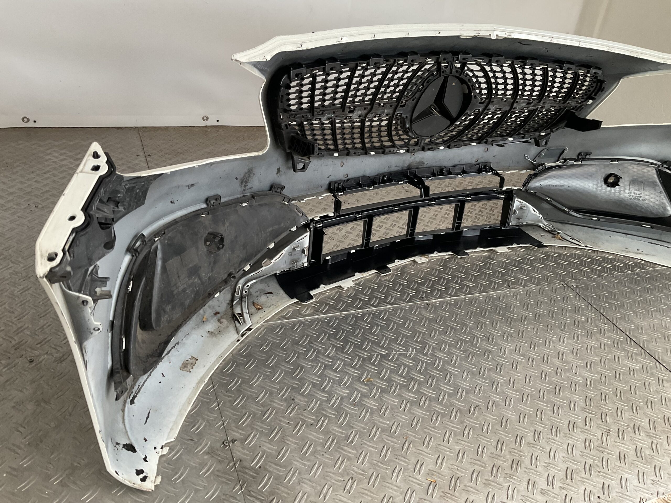 Bumper Mercedes A Klasse W176 AMG Facelift 16-19 pdc A1768802683 Voorbumper A3-15968z