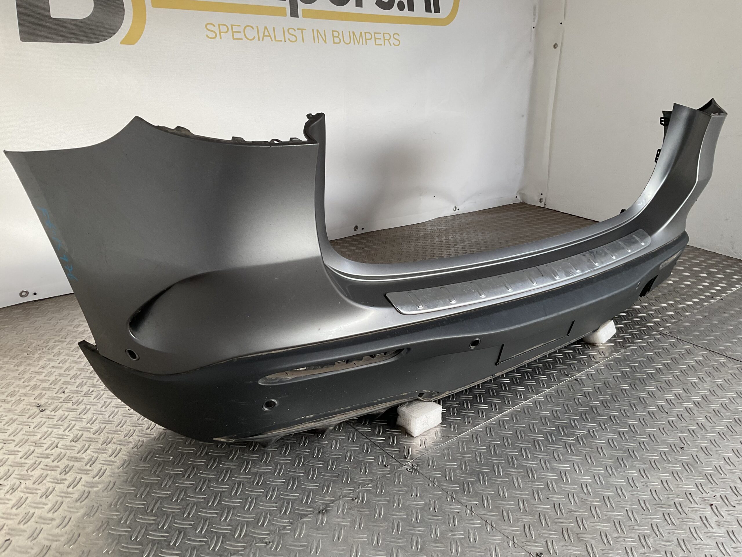 Bumper Mercedes GLA W247 H247 AMG A2478850206 Achterbumper F6-15976z