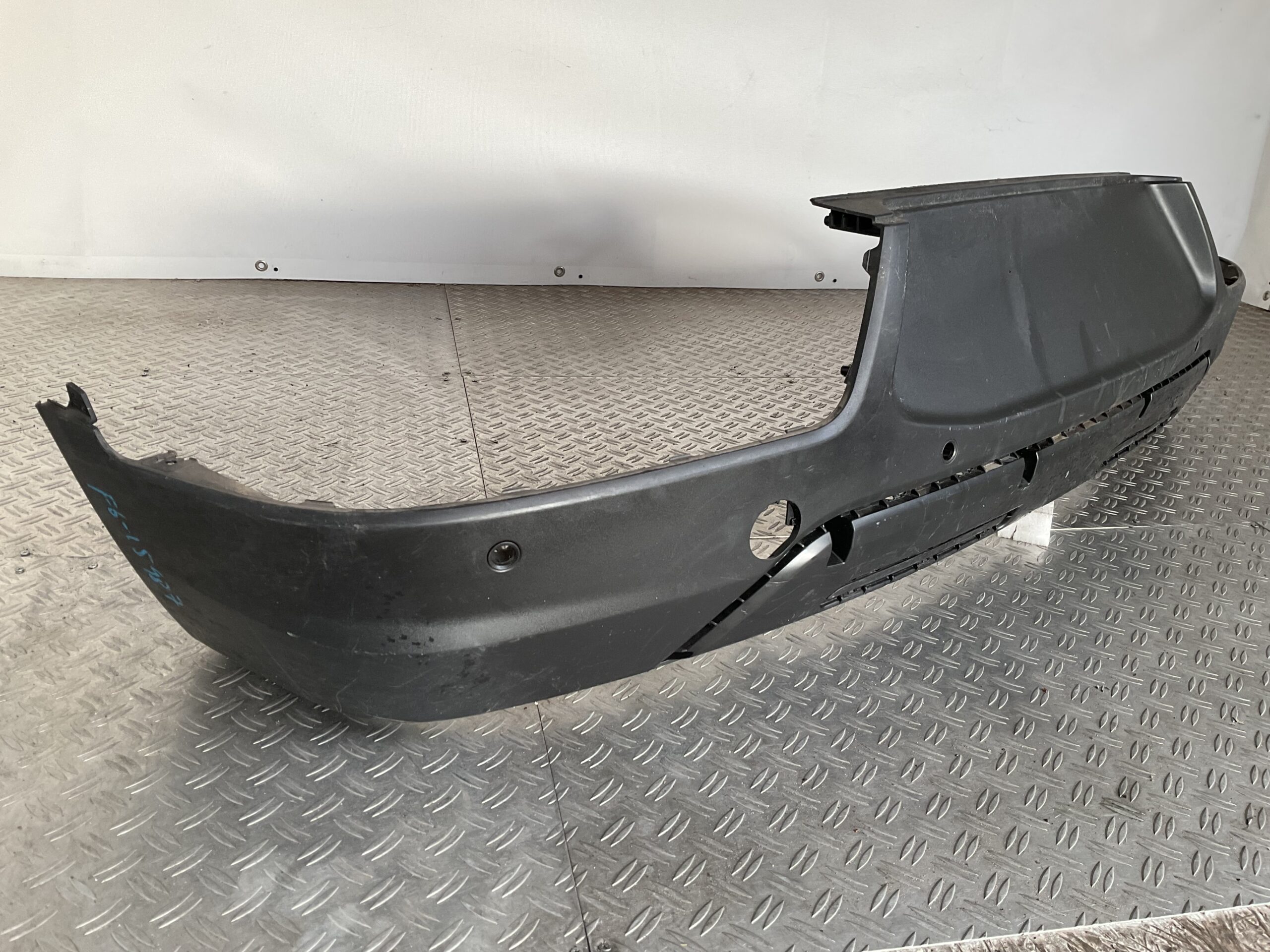 Bumper SsangYong Karando C300 K78811-37000 Achterbumper F6-15987z