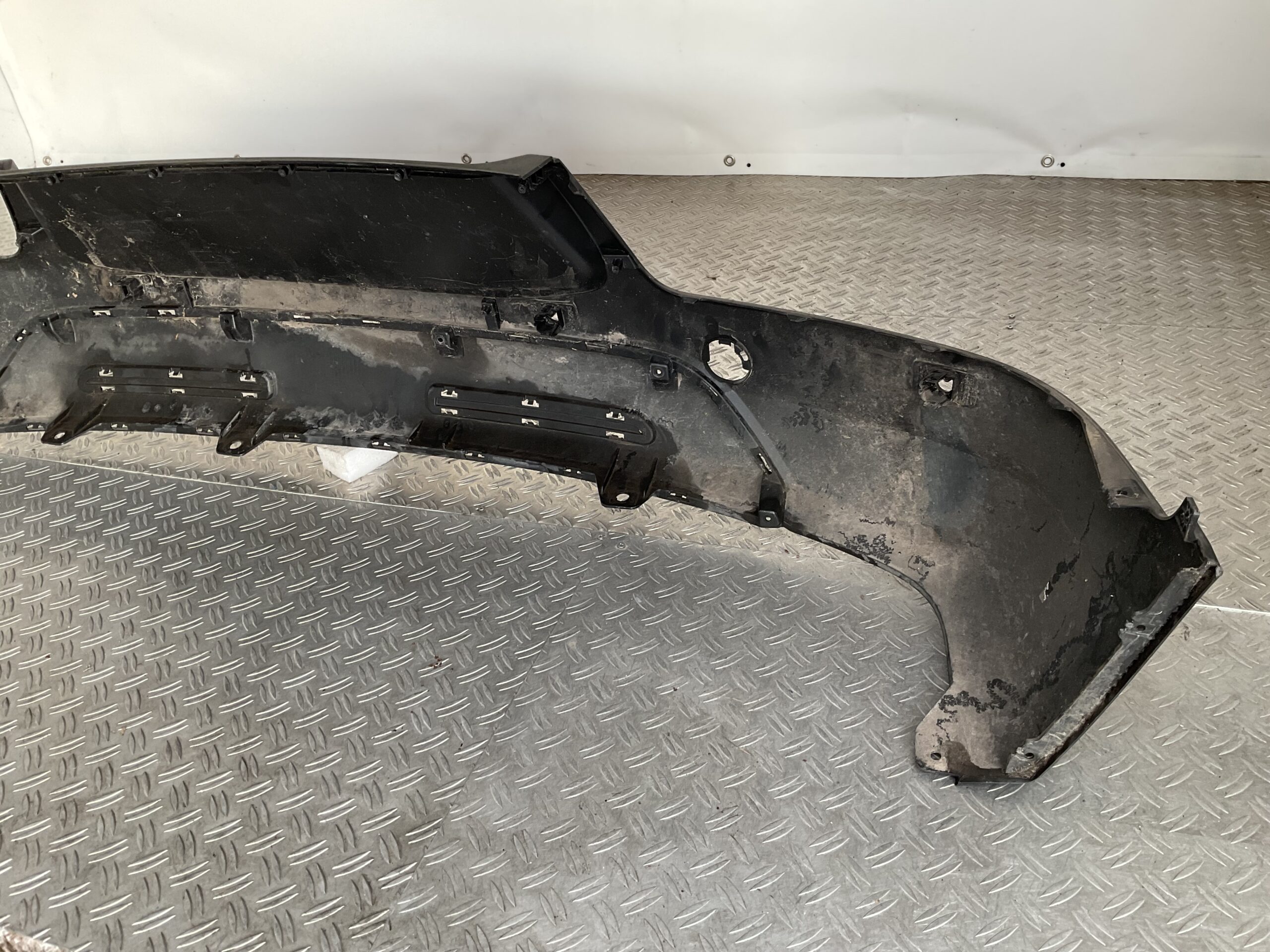 Bumper SsangYong Karando C300 K78811-37000 Achterbumper F6-15987z