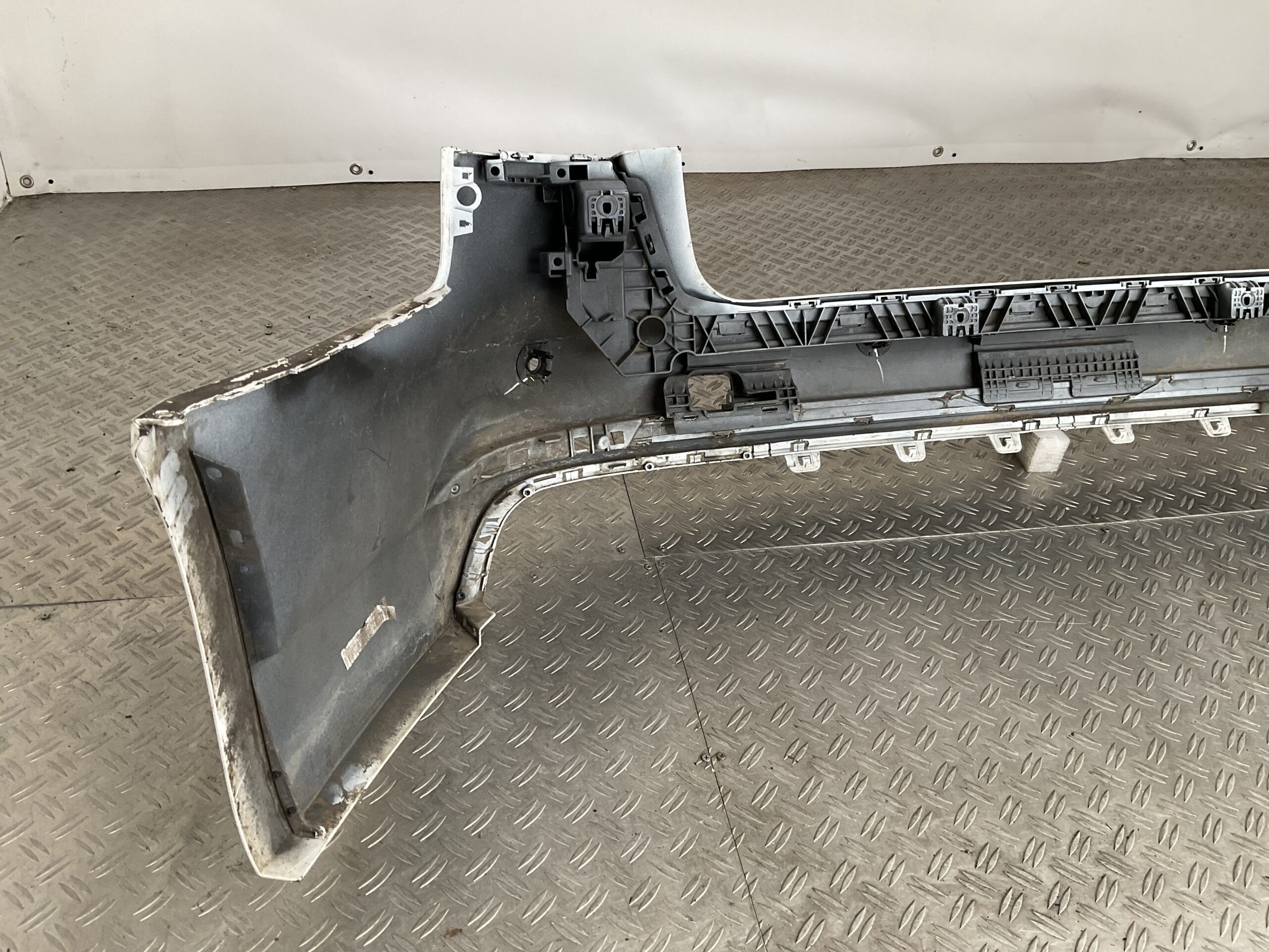 Bumper Audi A4 B9 Sline S-Line 6W9807511m Achterbumper F6-15982z