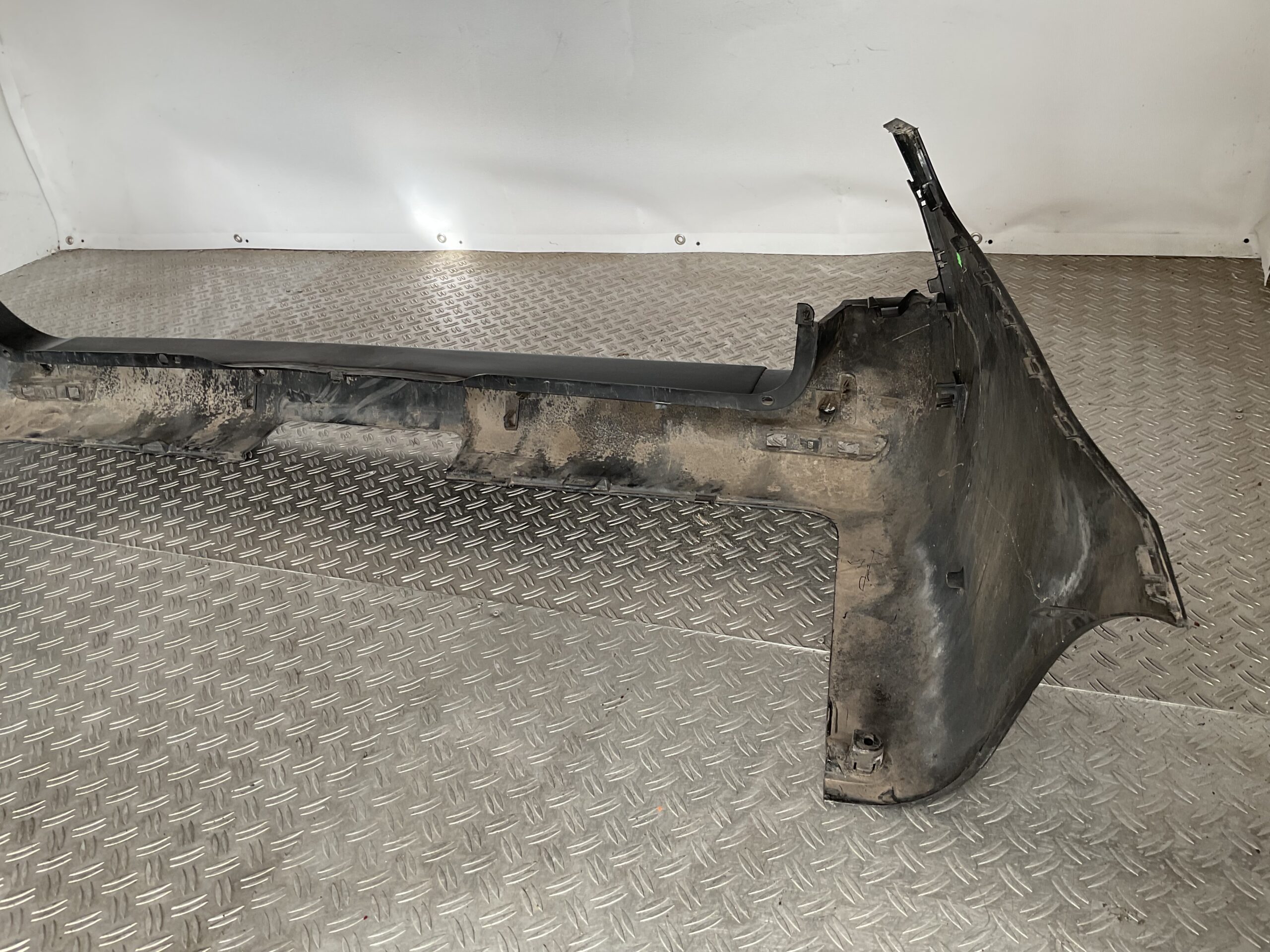 Bumper Mercedes Vito W447 A4478800045 Achterbumper F6-15977z