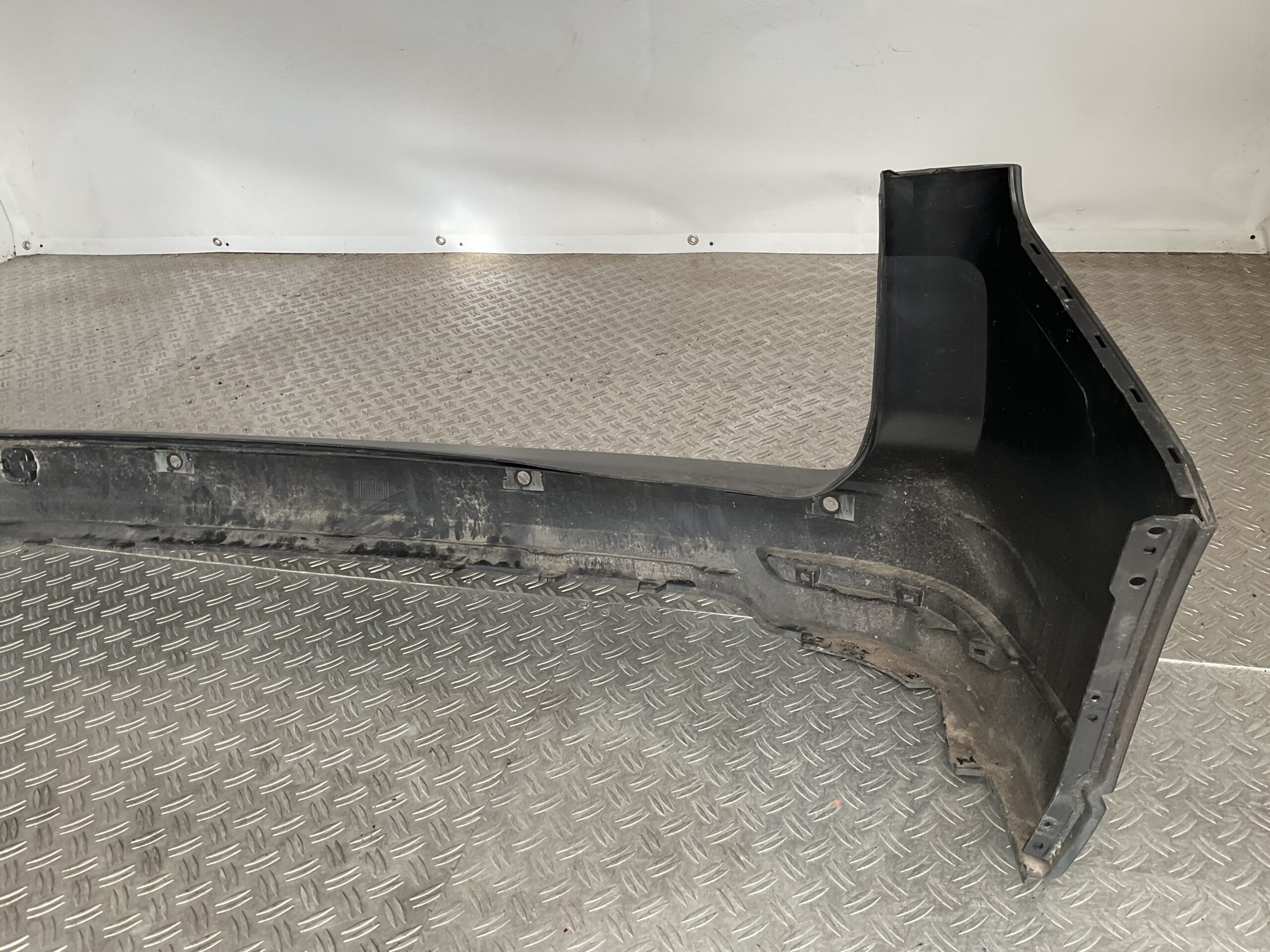 Bumper Volkswagen Caddy 2K7 Cargo V 2K7807421 Achterbumper F6-15920z