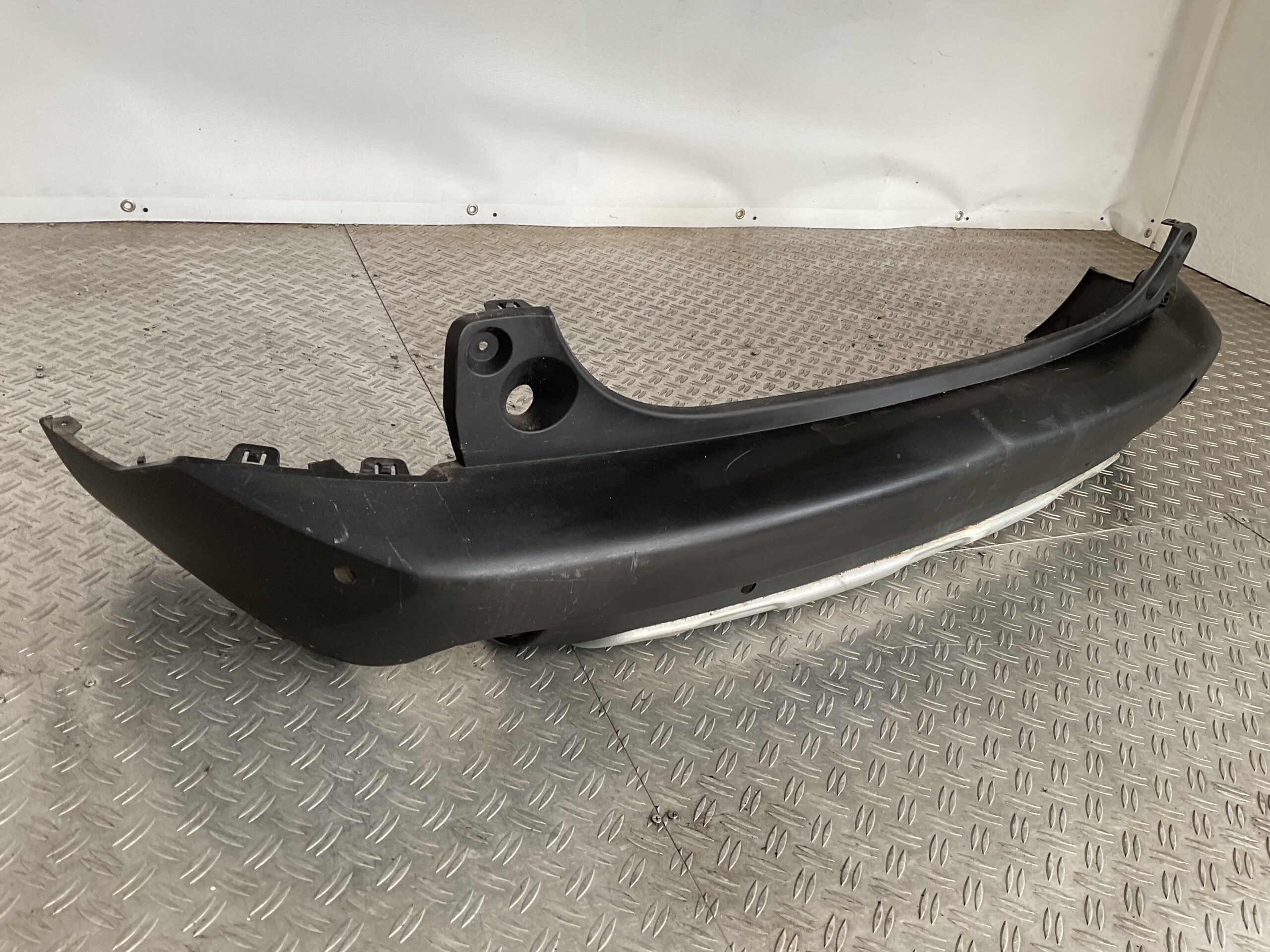 Bumper Peugeot 2008 12-17 pdc 9801125577 Achterbumper F6-15971z