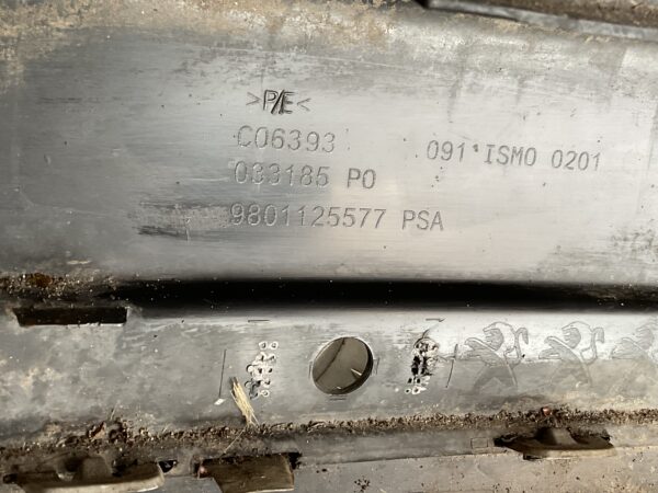 Bumper Peugeot 2008 12-17 pdc 9801125577 Achterbumper F6-15971z