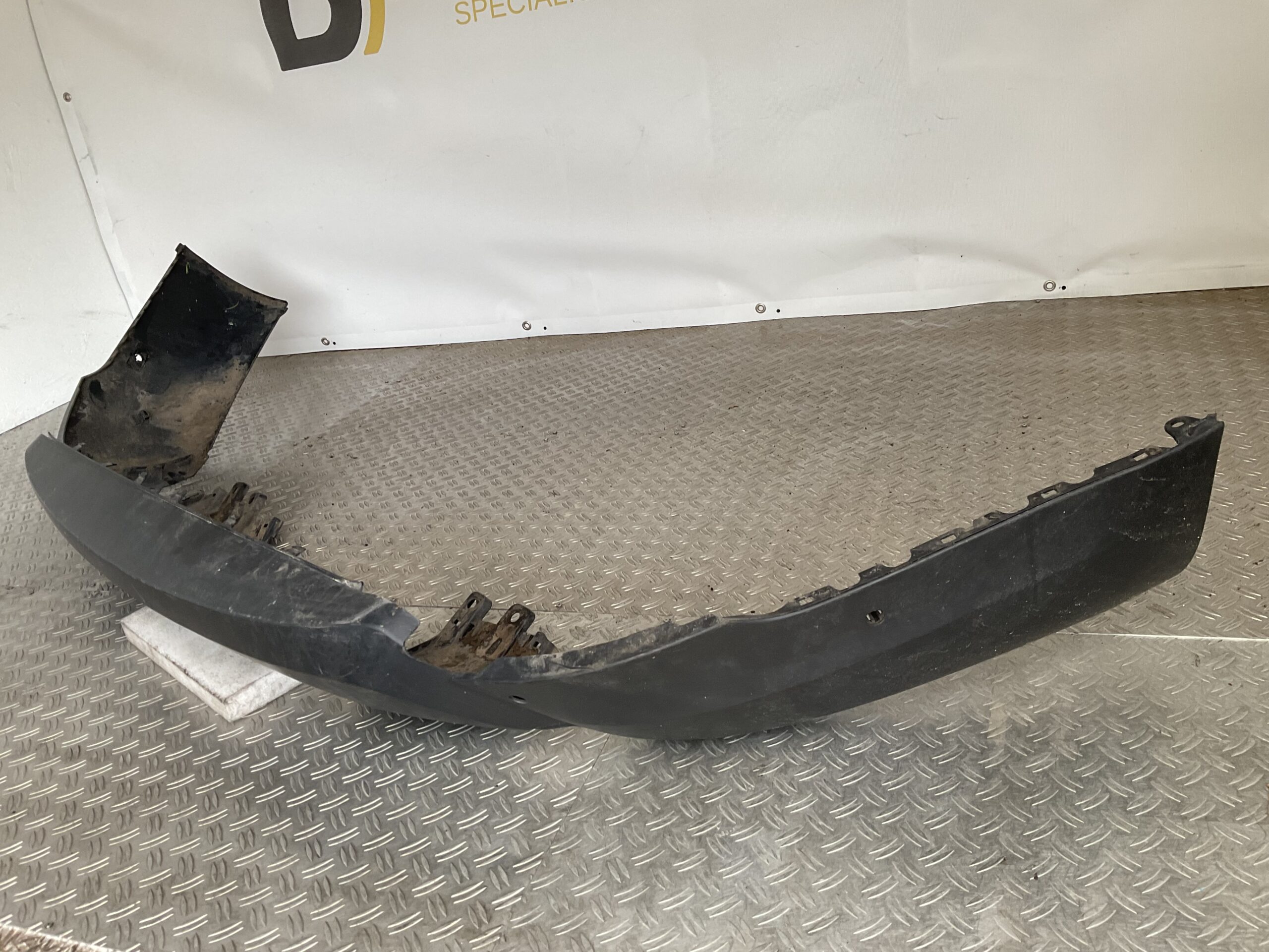 Bumper Land Rover Discovery 16-24 HY32-17D781 Achterbumper F6-15956z