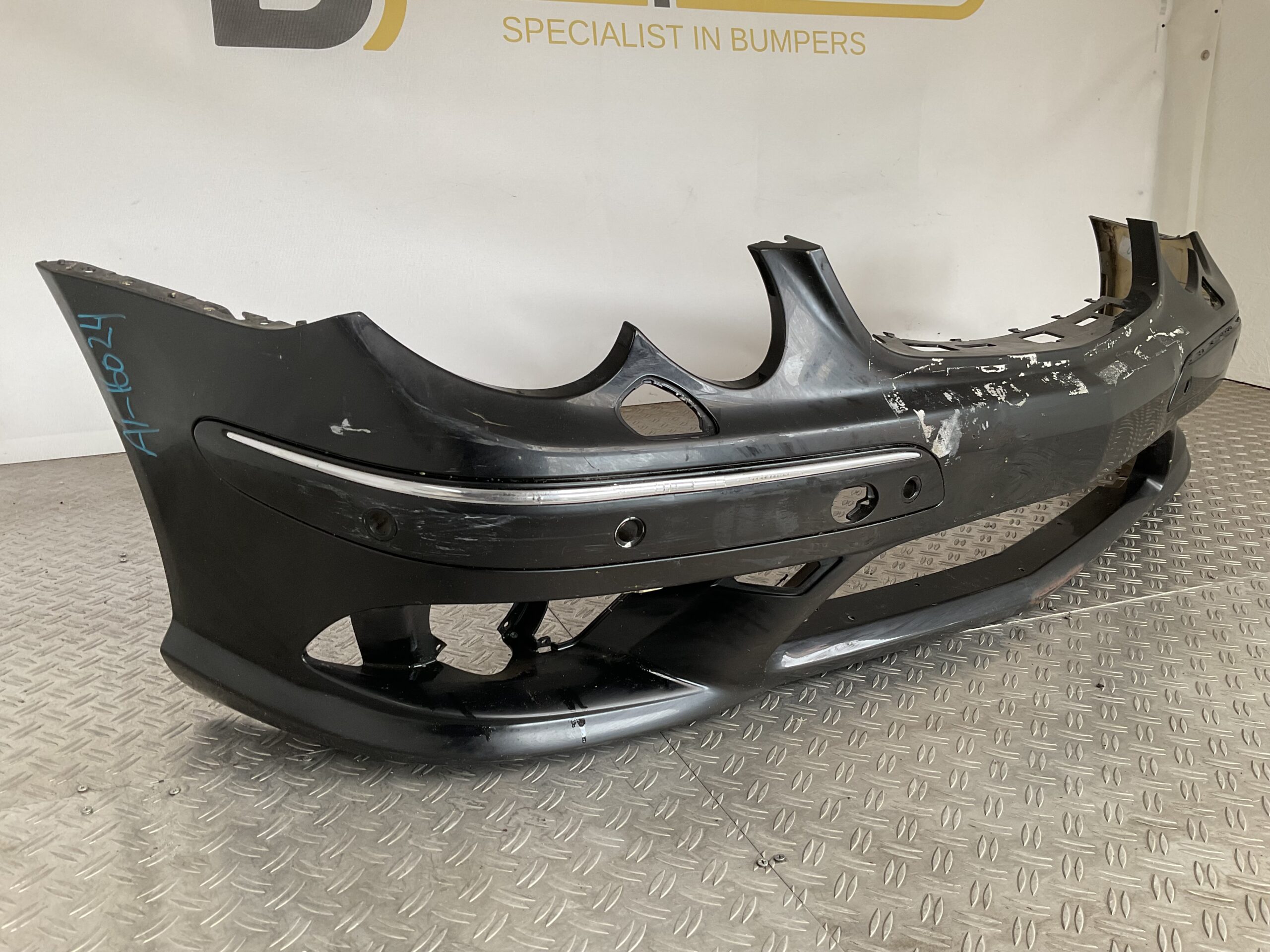Bumper Mercedes CLK C209 06-09 A2098854525 Voorbumper A1-16024z