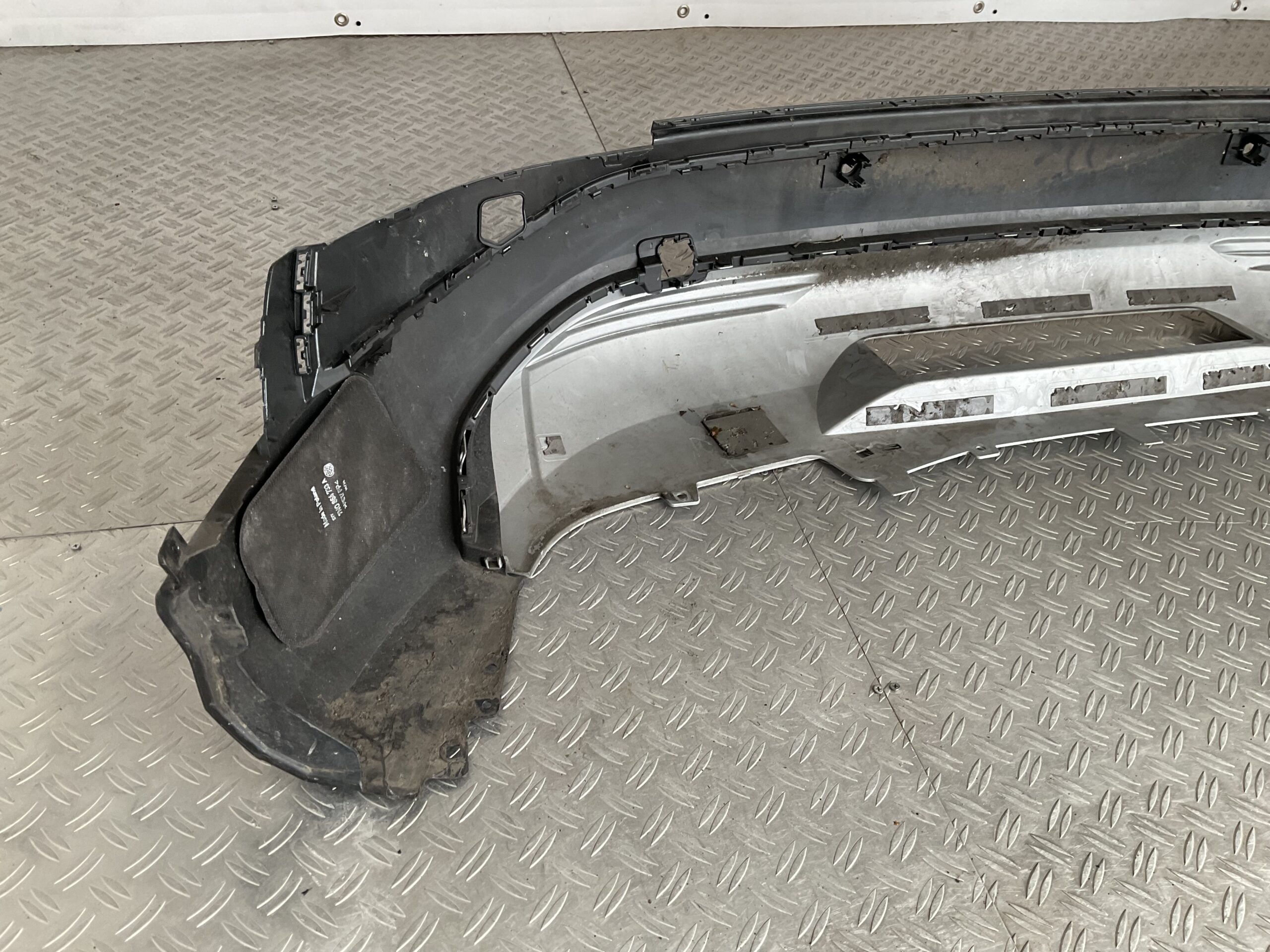 Bumper Audi A4 Etron E Tron 89A807527c Diffuser Achterbumper F6-16097z