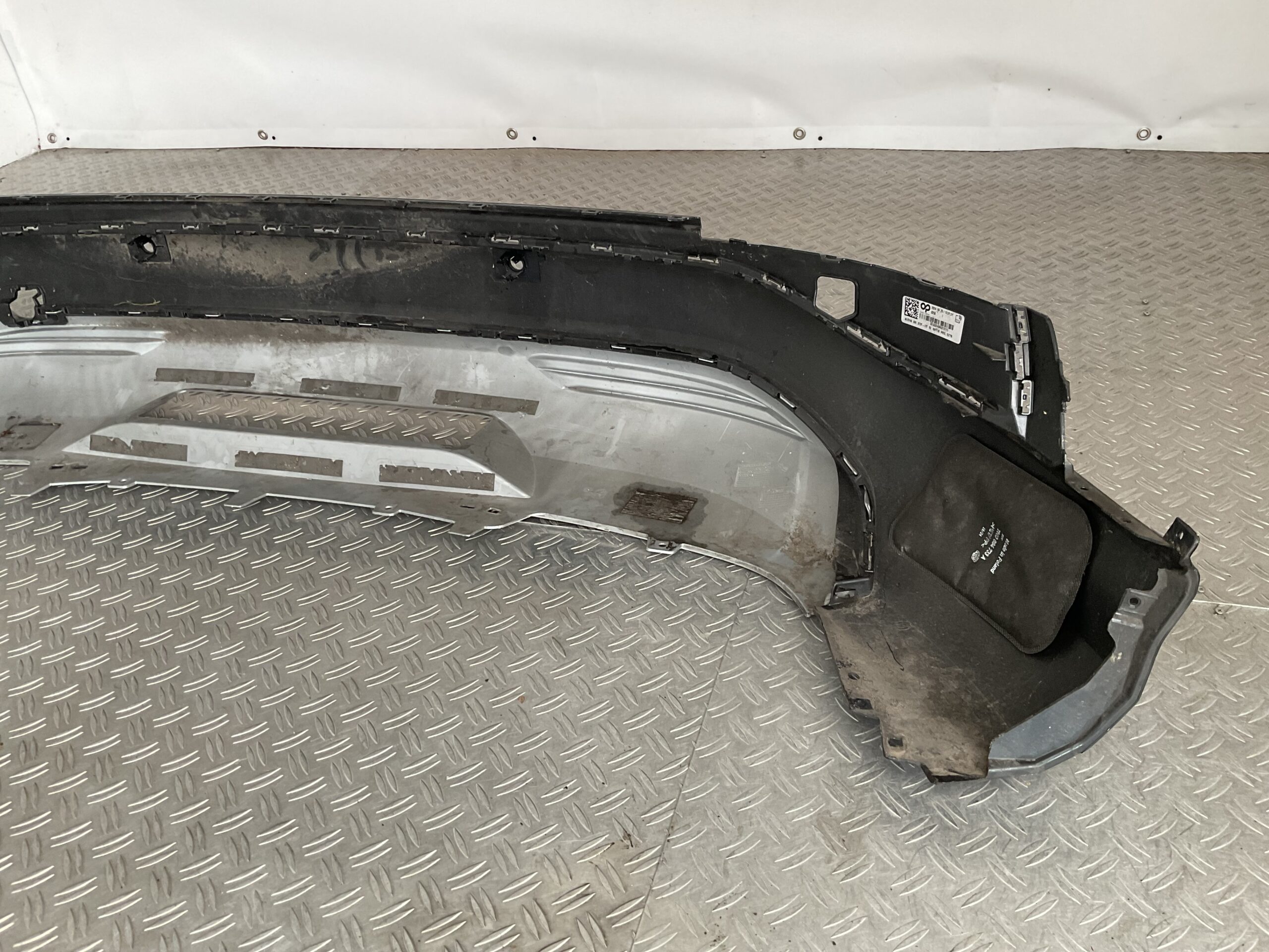 Bumper Audi A4 Etron E Tron 89A807527c Diffuser Achterbumper F6-16097z