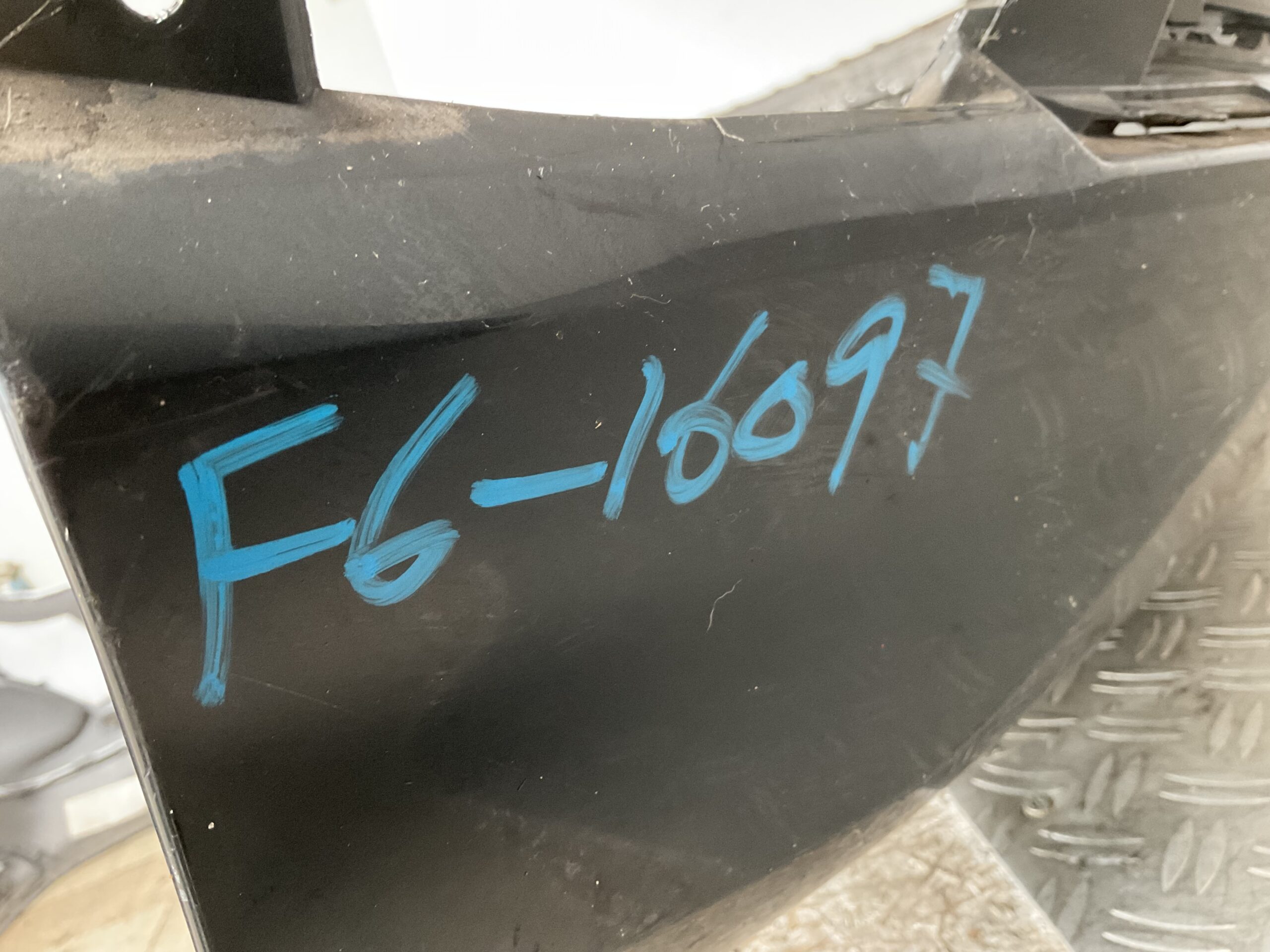 Bumper Audi A4 Etron E Tron 89A807527c Diffuser Achterbumper F6-16097z