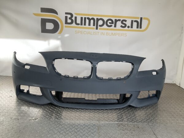 Bumper BMW 5 Serie F10 M Pakket M-Pakket kls pdc 7905289 Voorbumper K5-15955z