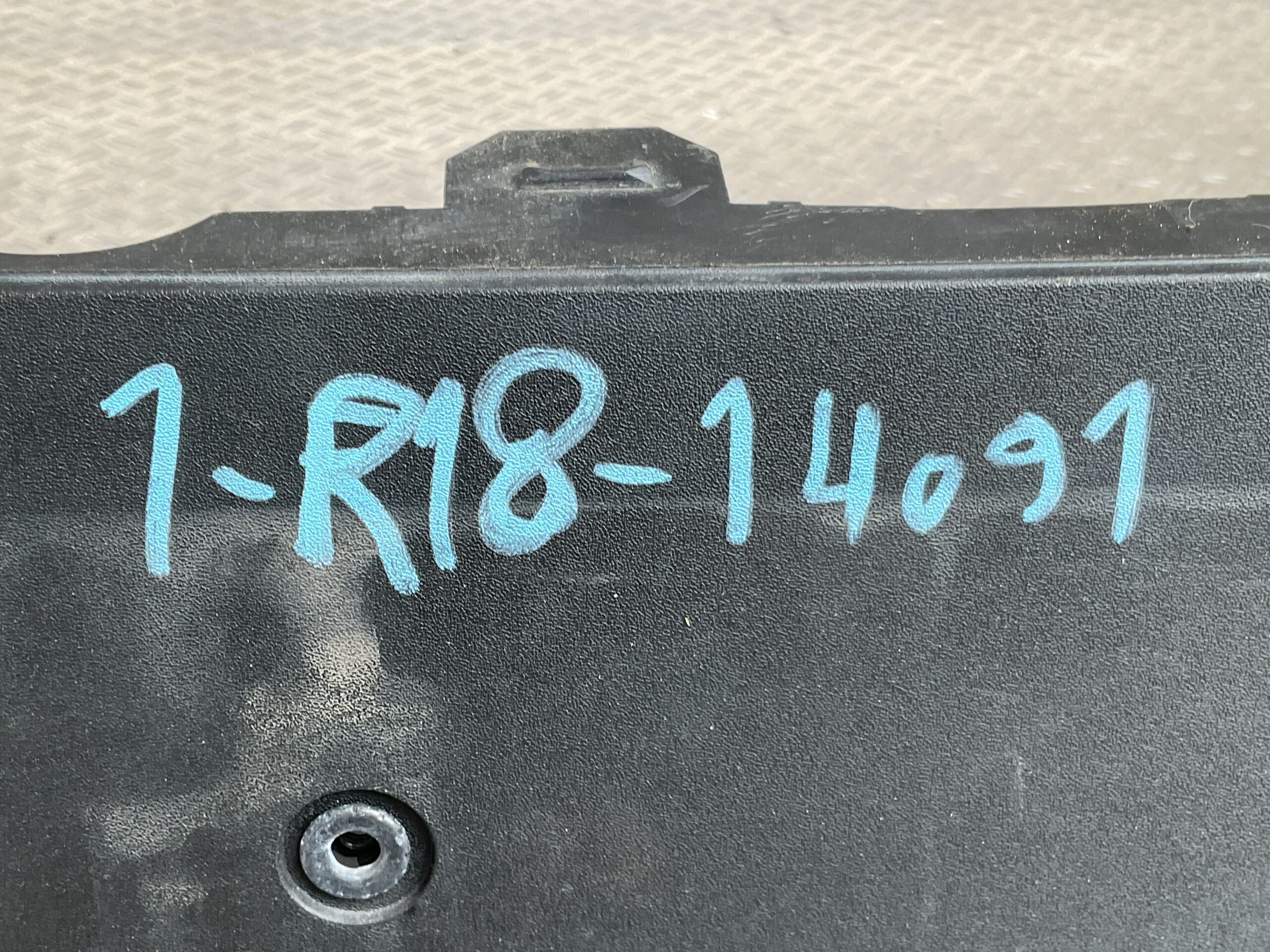 Bumper Volvo Polestar 2 Vilnius 31663981 Achterbumper R8-14091z