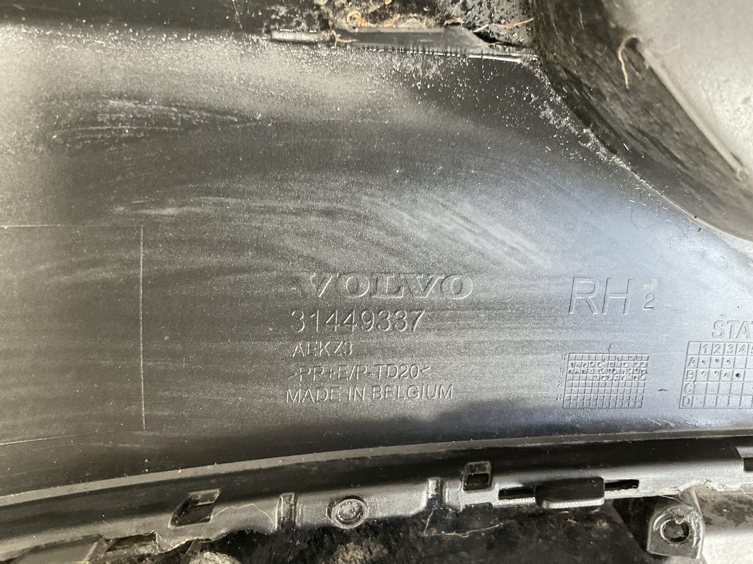 Bumper Volvo XC40 XC 40 4xpdc 17-23 31449333 31449337 Achterbumper R8-14168z