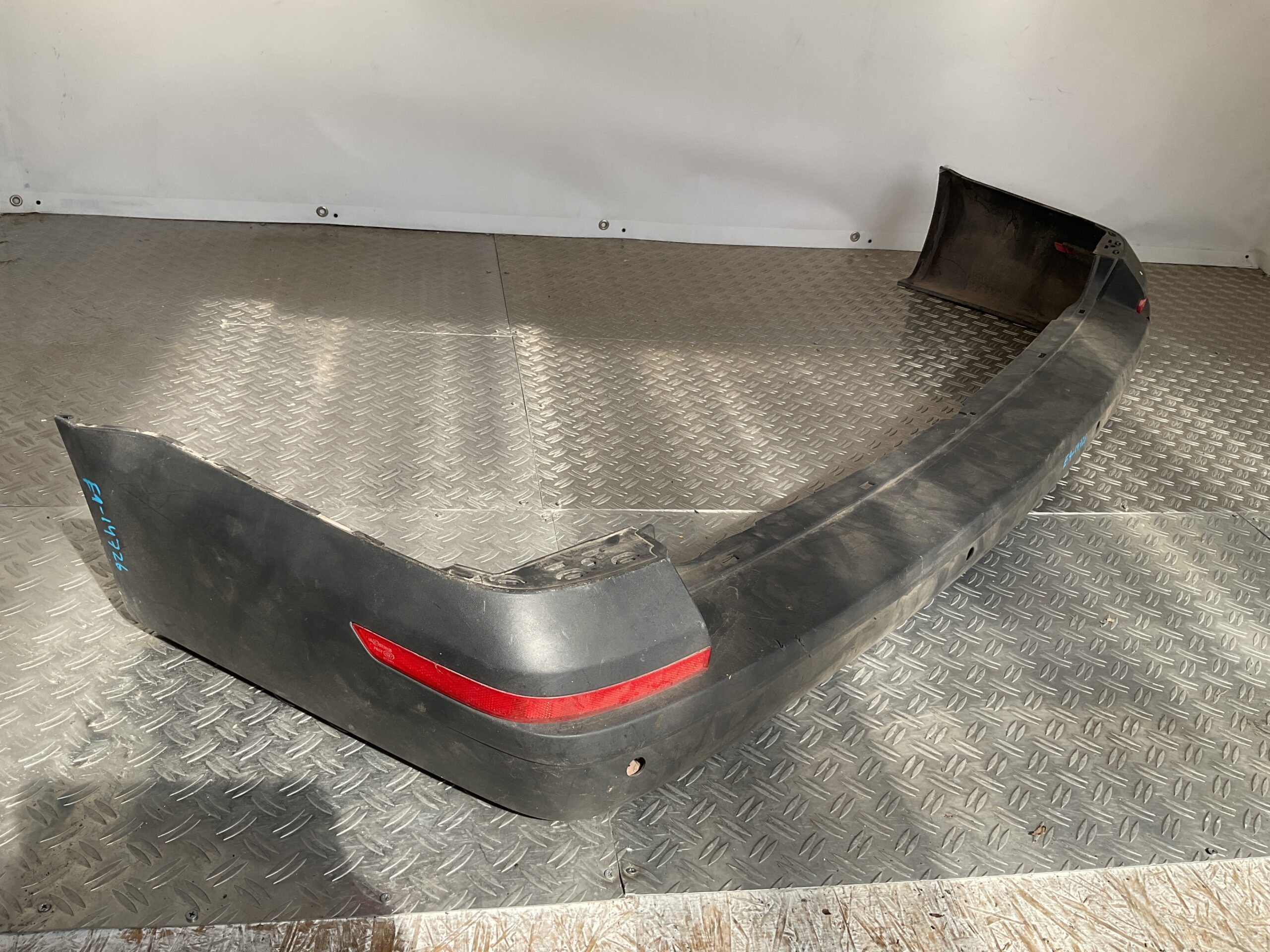 Bumper Volkswagen T6 Transporter 7E0807417c Achterbumper  E9-14726z