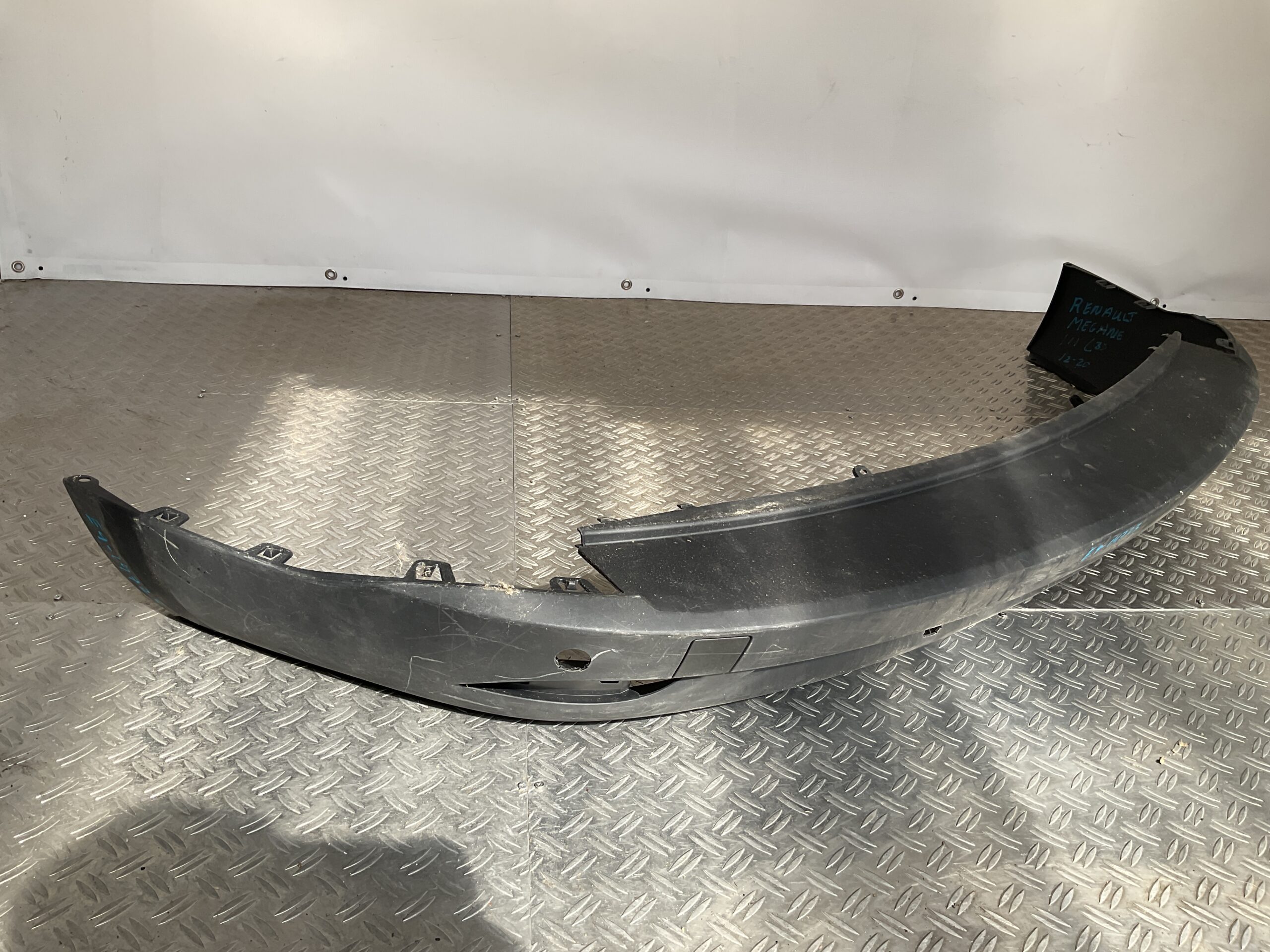 Bumper Renault Megane III 3 Estate Station 850B20004R Achterbumper E9-14723z