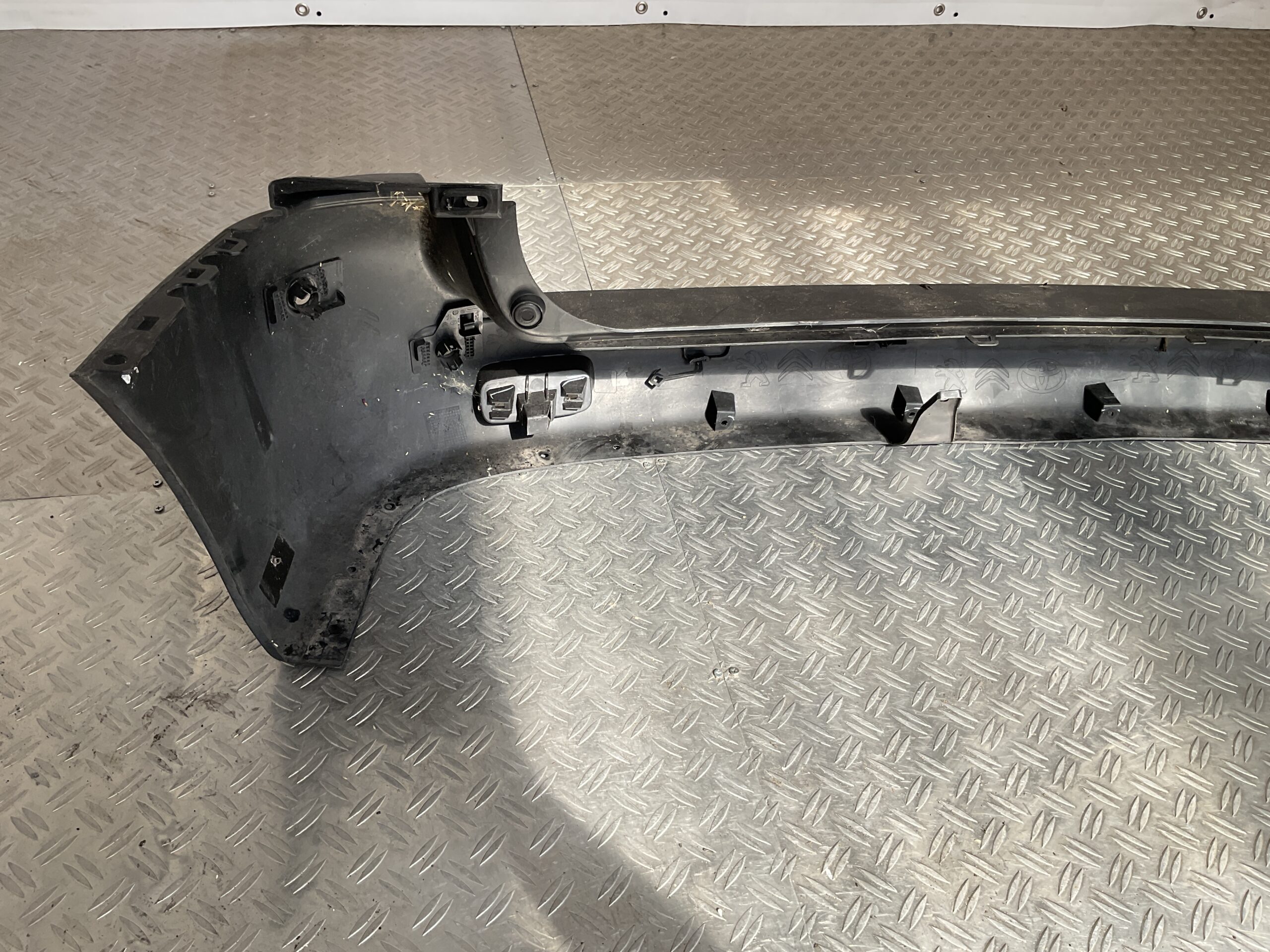 Bumper Peugeot Expert Citroen Jumpy 9808627477 Achterbumper E9-14715z