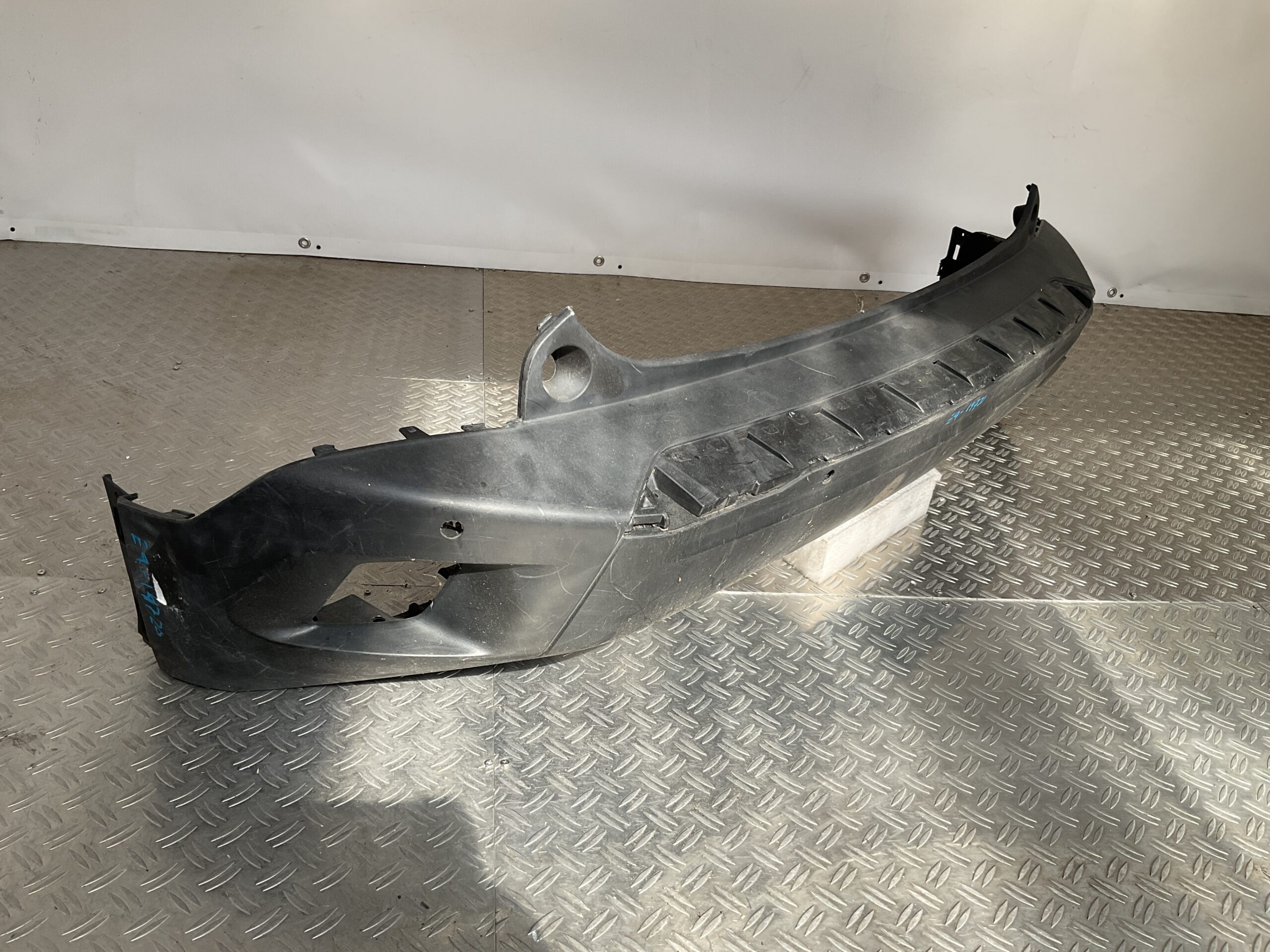 Bumper Peugeot 2008 2019-2023 9825947280 Achterbumper E9-14720z