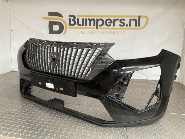 Bumper Peugeot 2008 II 2 Facelift 23-25 9853151880 Voorbumper J5-15802z