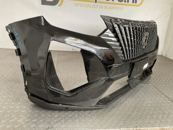 Bumper Peugeot 2008 II 2 Facelift 23-25 9853151880 Voorbumper J5-15802z