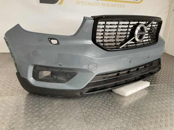 Bumper Volvo XC40 XC 40 17-21 kls pdc 31449359 Voorbumper E5-15784z