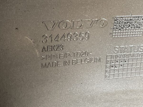 Bumper Volvo XC40 XC 40 17-21 kls pdc 31449359 Voorbumper E5-15784z