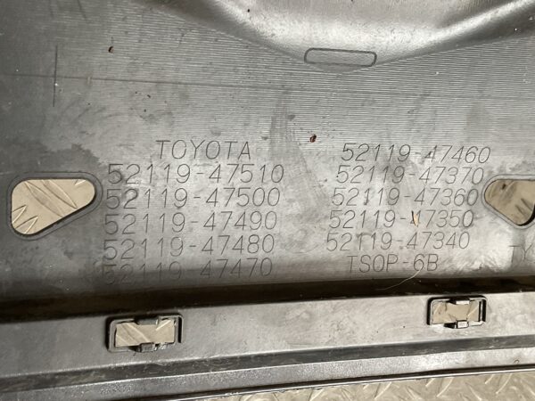 Bumper Toyota Prius Facelift 12-16 52119-47460 Voorbumper D1-15793z
