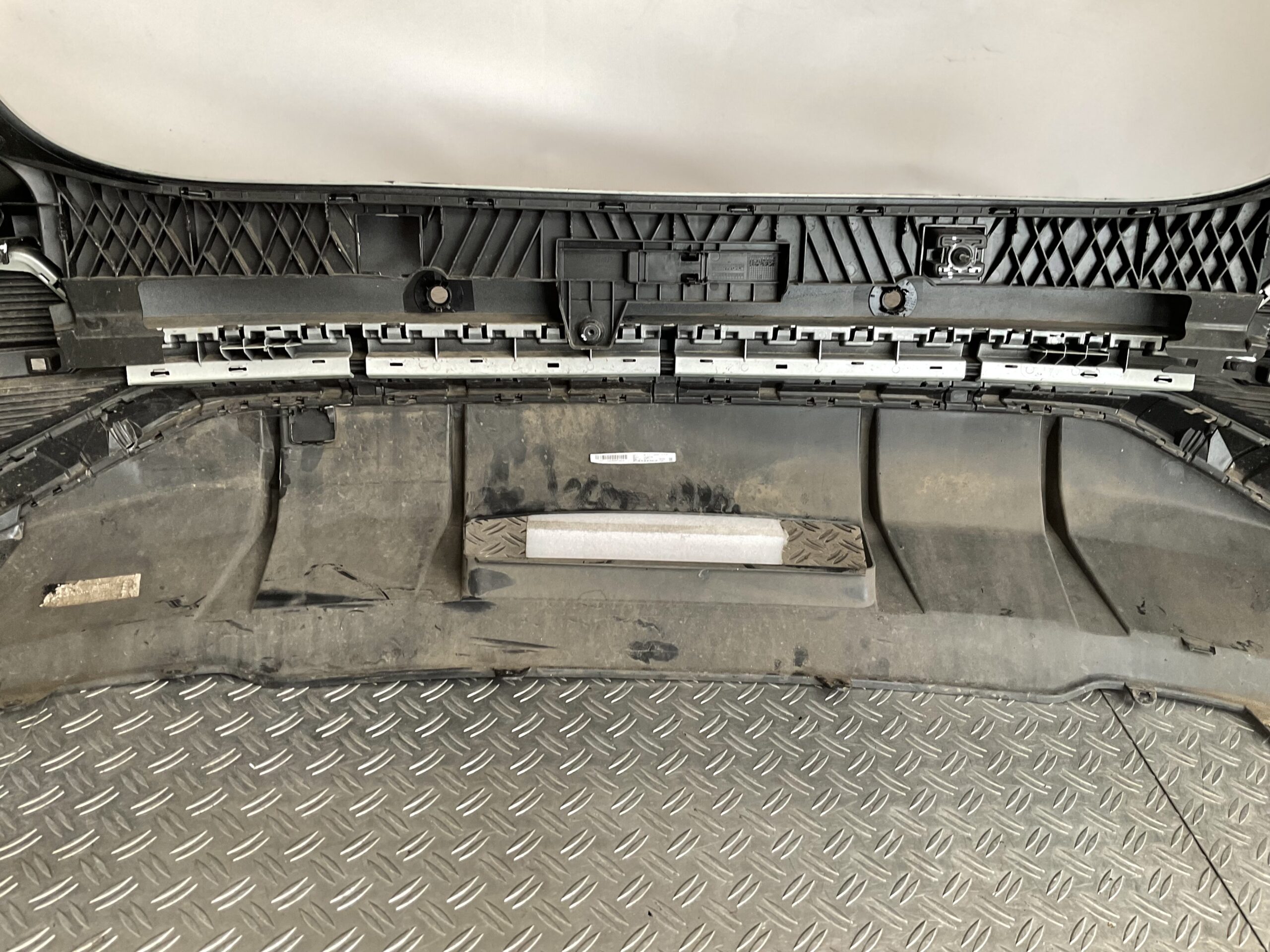 Bumper Audi Q3 83F Sportback pdc 83F807852 Achterbumper F7-15819z