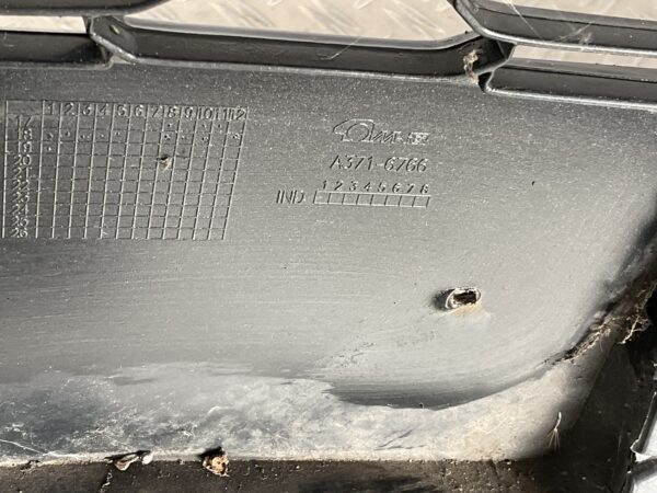 Bumper Toyota Corolla 18-24 pdc 52119-02J90 Voorbumper D4-15807z