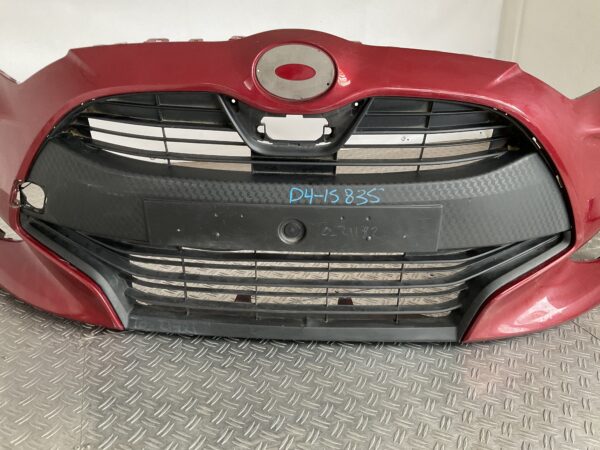 Bumper Toyota Yaris 19-23 52119-0DA00 Voorbumper D4-15835z