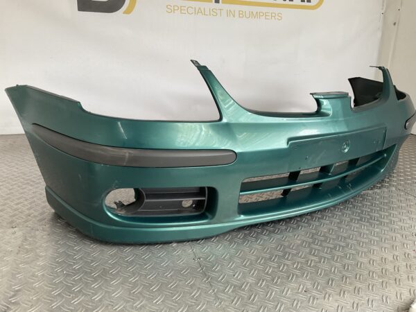 Bumper Nissan Almera Tino V10 620224U340 Voorbumper G5-15874z