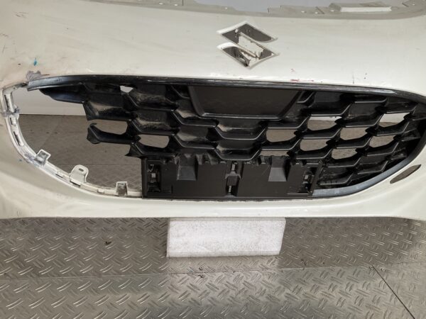 Bumper Suzuki Swift IV Facelift 24- 71721-69T0 Voorbumper E5-15879z