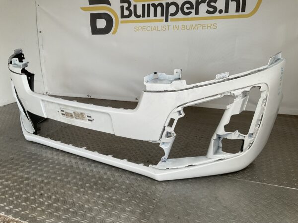 Bumper Opel Vivaro Peugeot Expert Citroen Jumpy 17-22 1594025x Voorbumper J5-15812z