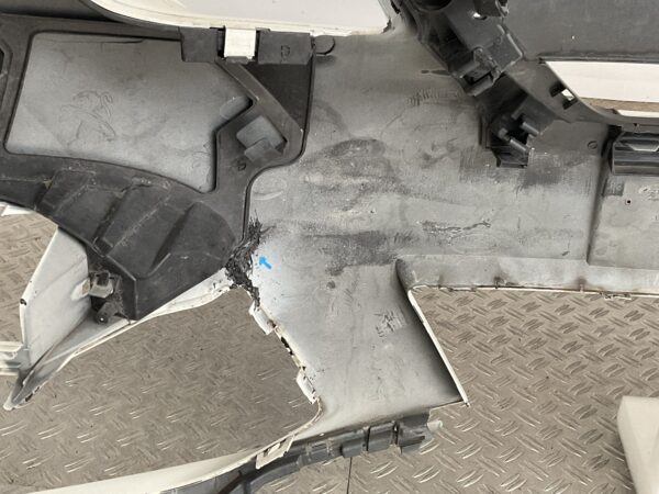 Bumepr Peugeot 3008 Normaal pdc 16-21 1 9810867477 Voorbumper J10-15911z