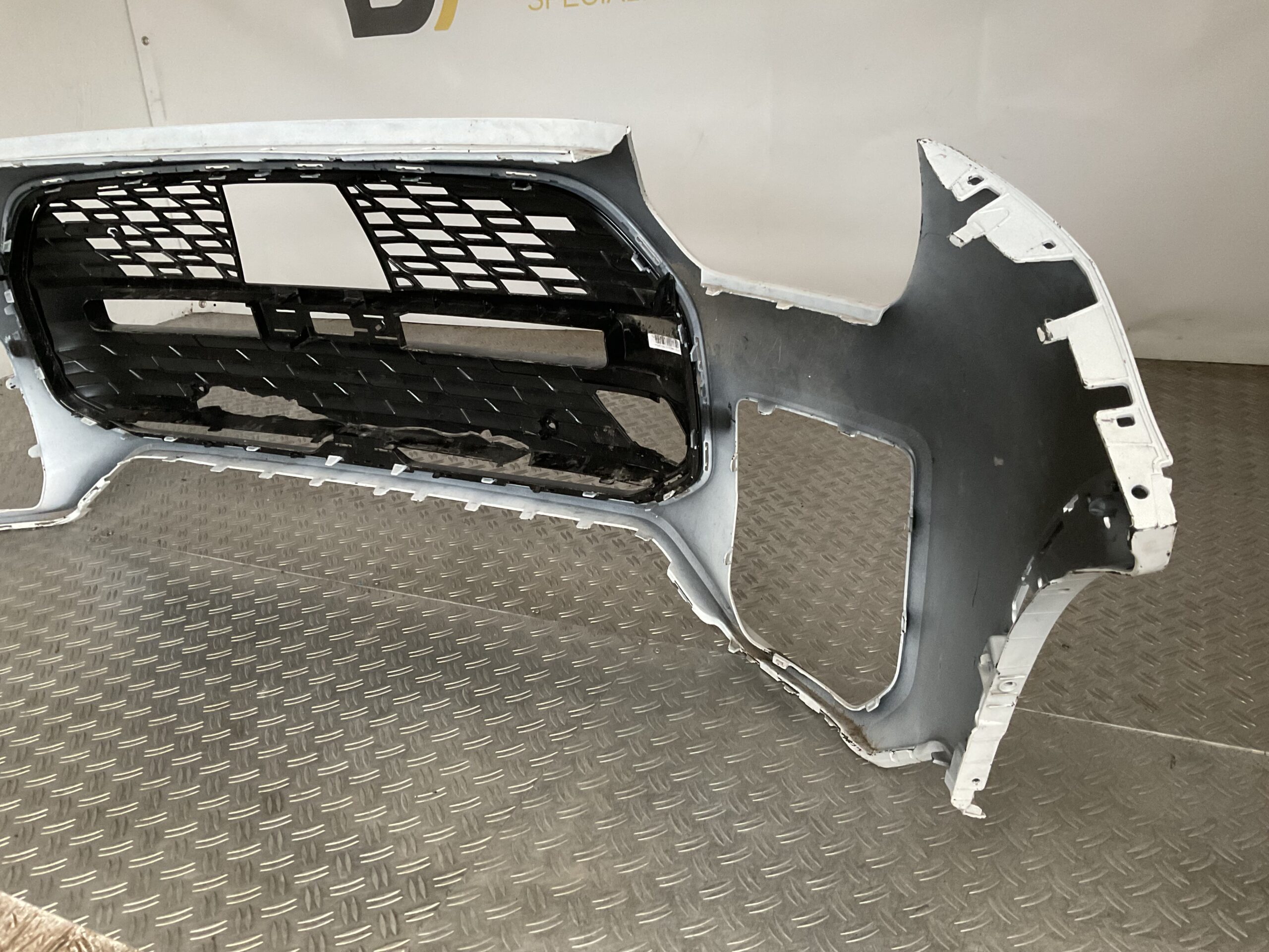 Bumper Mini Countryman U25 JCW 24- 51115a26c50 Voorbumper K1-15995z