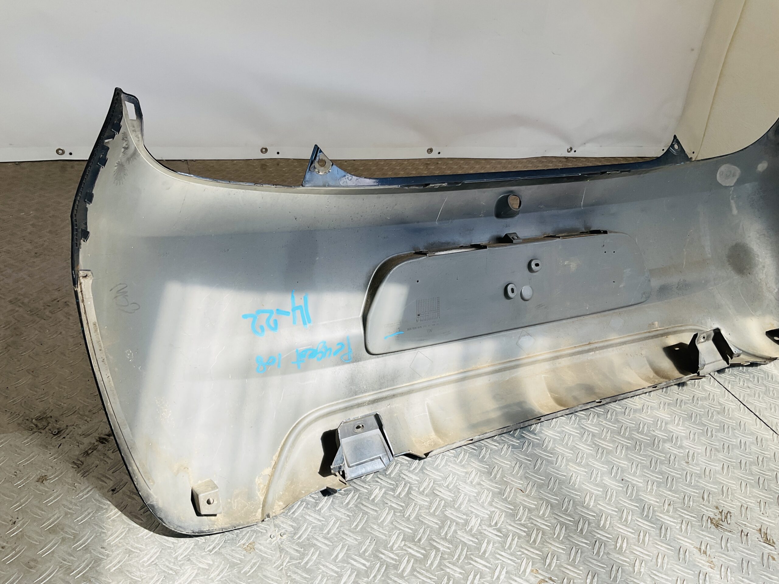 Bumper Peugeot 108 14-24 52159-0H070 Achterbumper E10-14127z