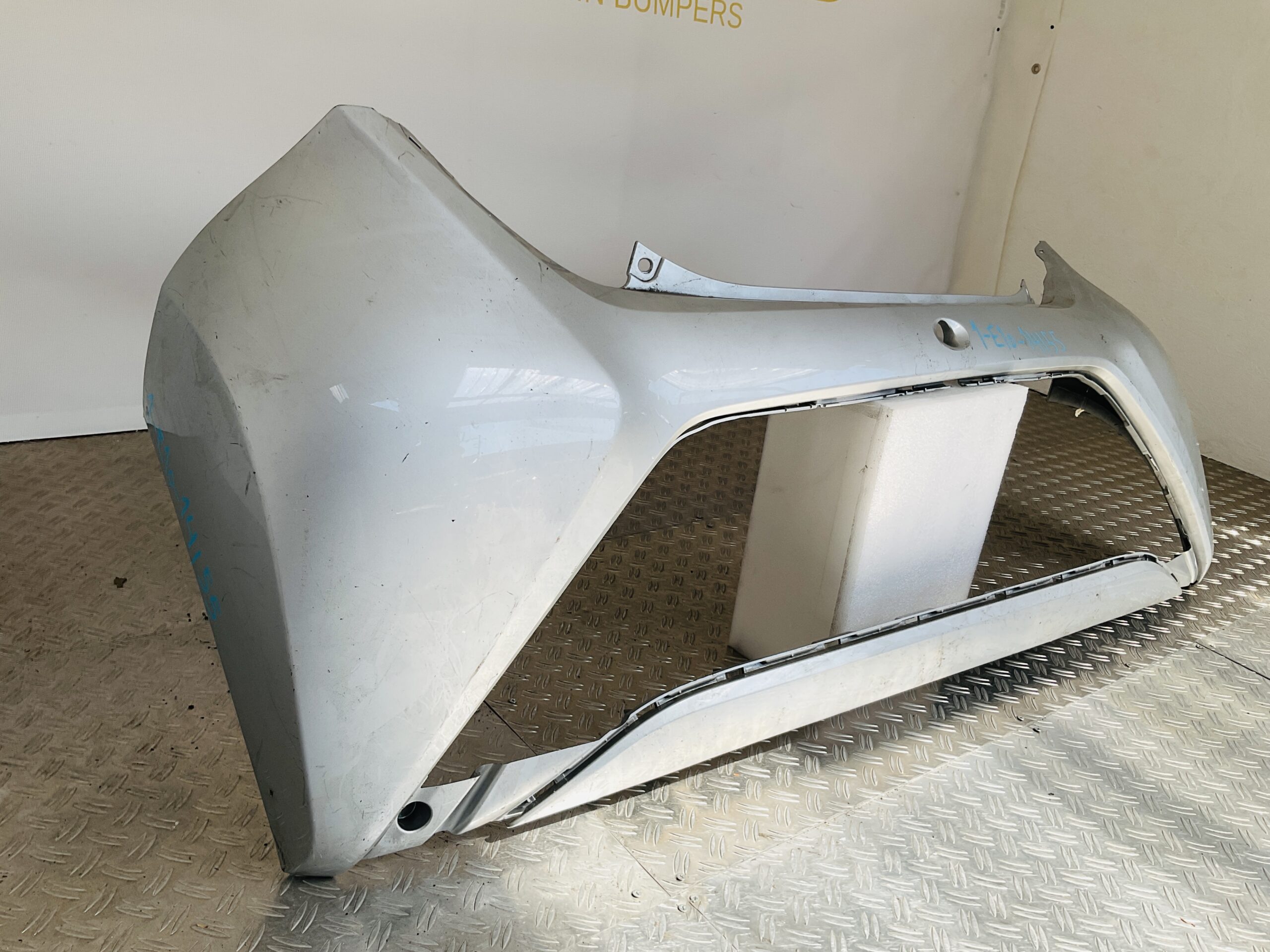 Bumper Toyota Aygo 14-21 52159-0H061 Achterbumper E10-14155r
