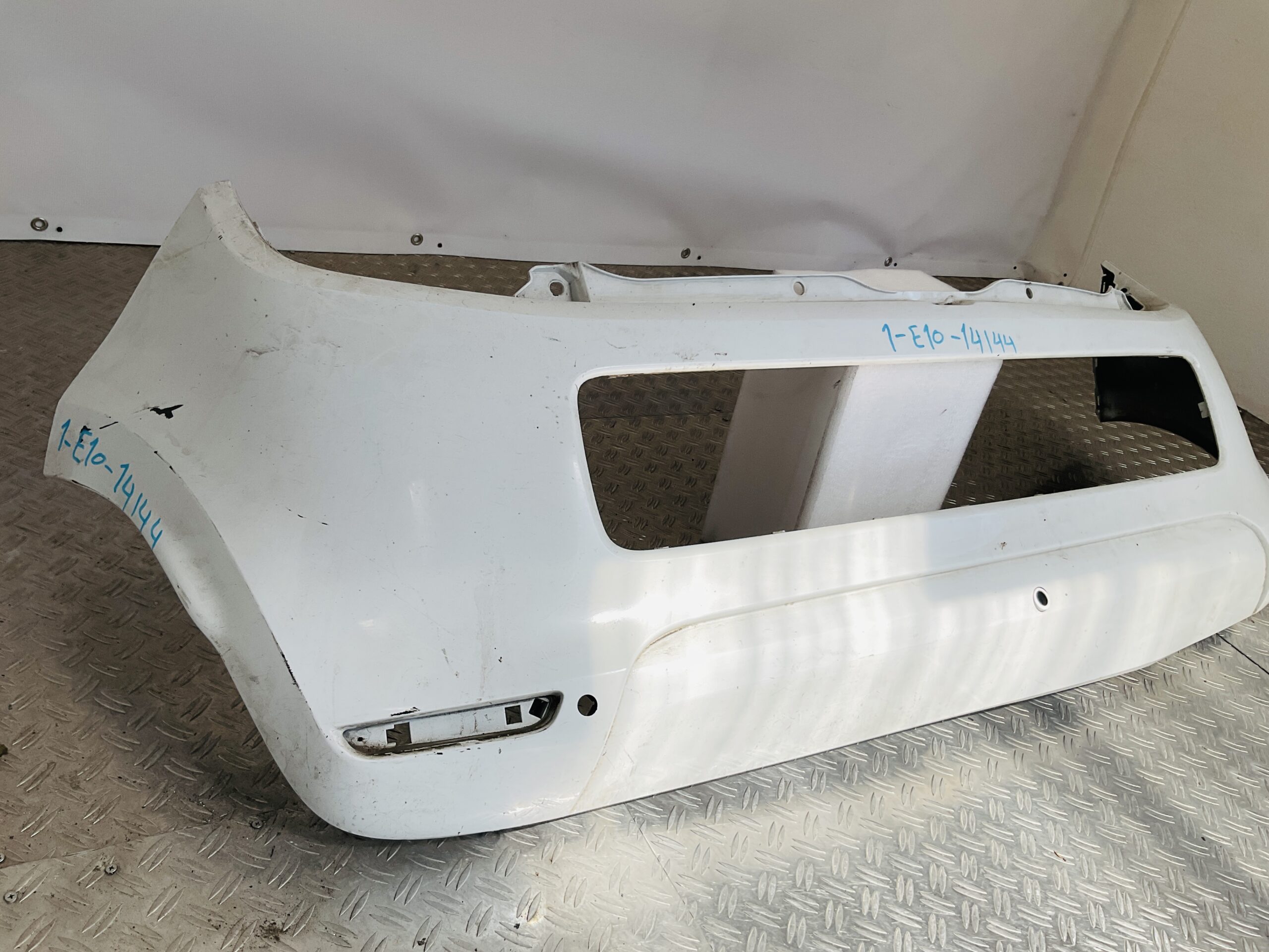 Bumper Renault Twingo 3xpdc 2014-2017 850228749R Achterbumper E10-14144r