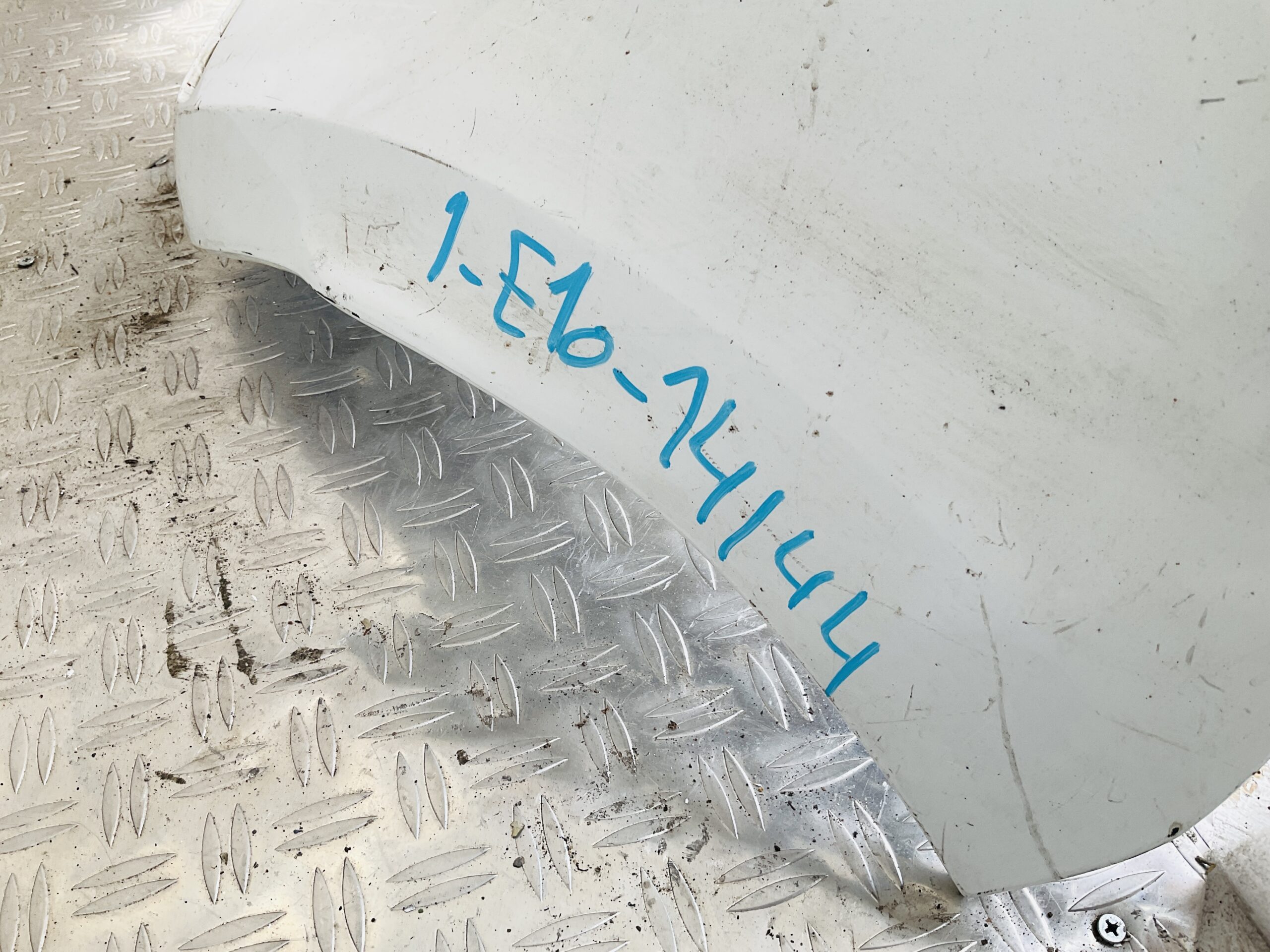 Bumper Renault Twingo 3xpdc 2014-2017 850228749R Achterbumper E10-14144r
