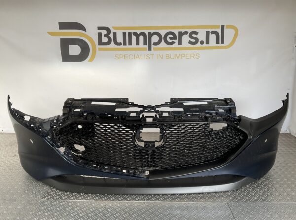 Bumper Mazda 3 III 19- BCKN-50031 Voorbumper B9-15824z