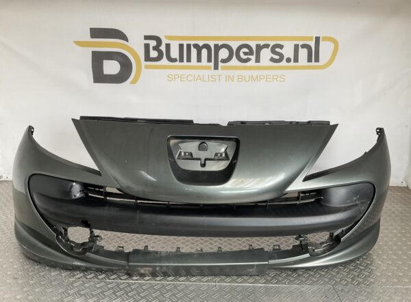 Bumper Peugeot 207 2008- 9649587477 Voorbumper J10-15854z