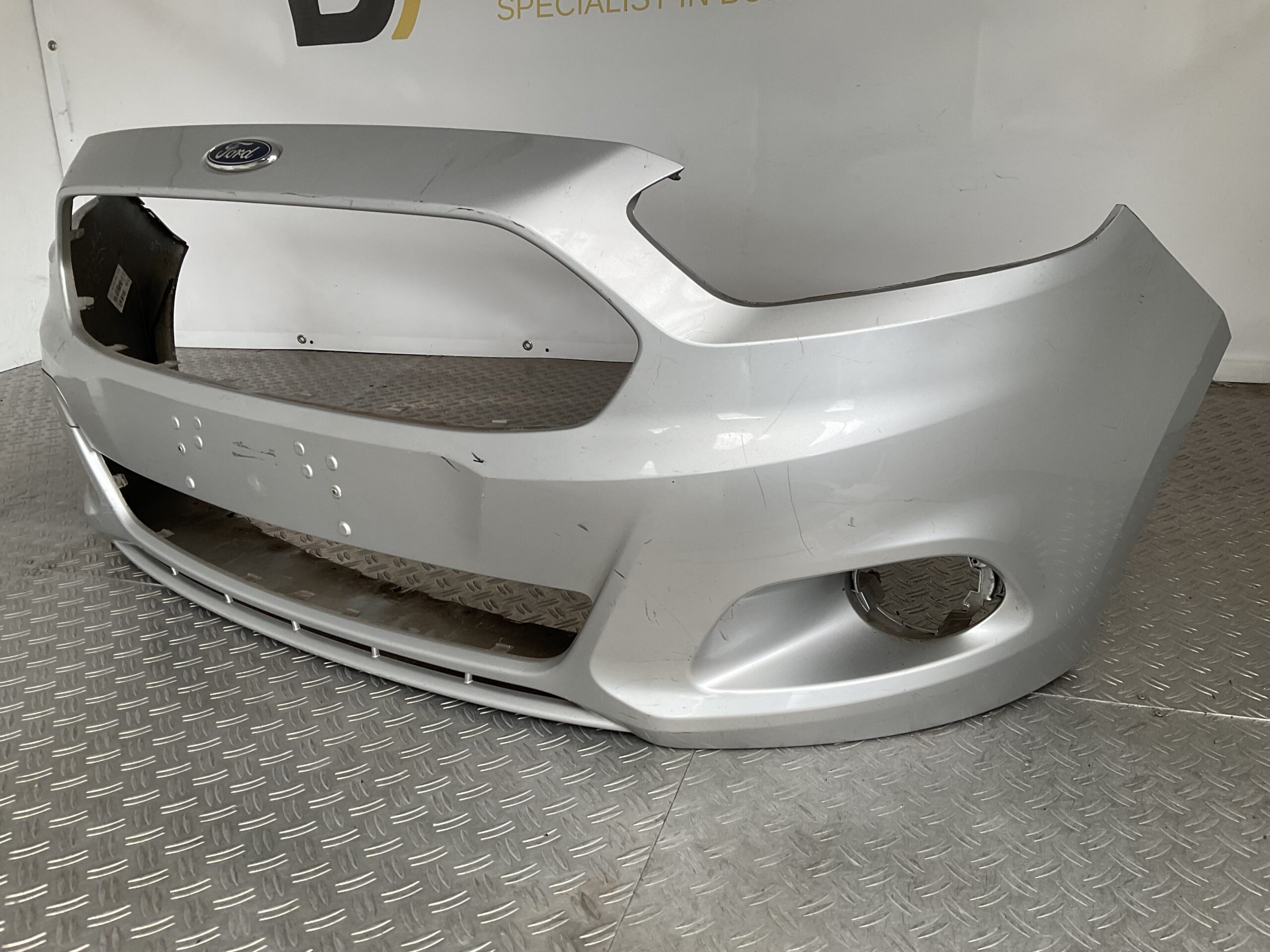 Bumper Ford Ka+ Ka Plus 2016-2019 E4B5-17757-b Voorbumper D9-16177z